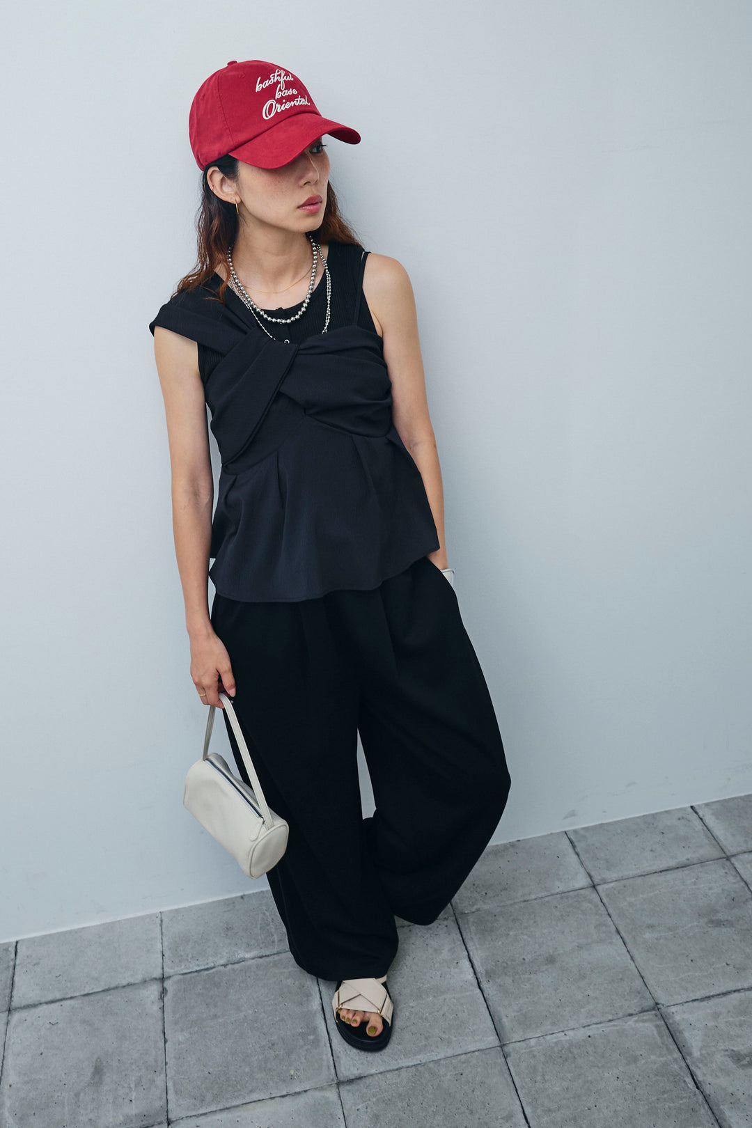 [予約/SET]アシンメトリーキャミソール+セルフカットリブヘンリーネックノースリーブトップス+ダブルウエストサイドラインスウェット(3set)