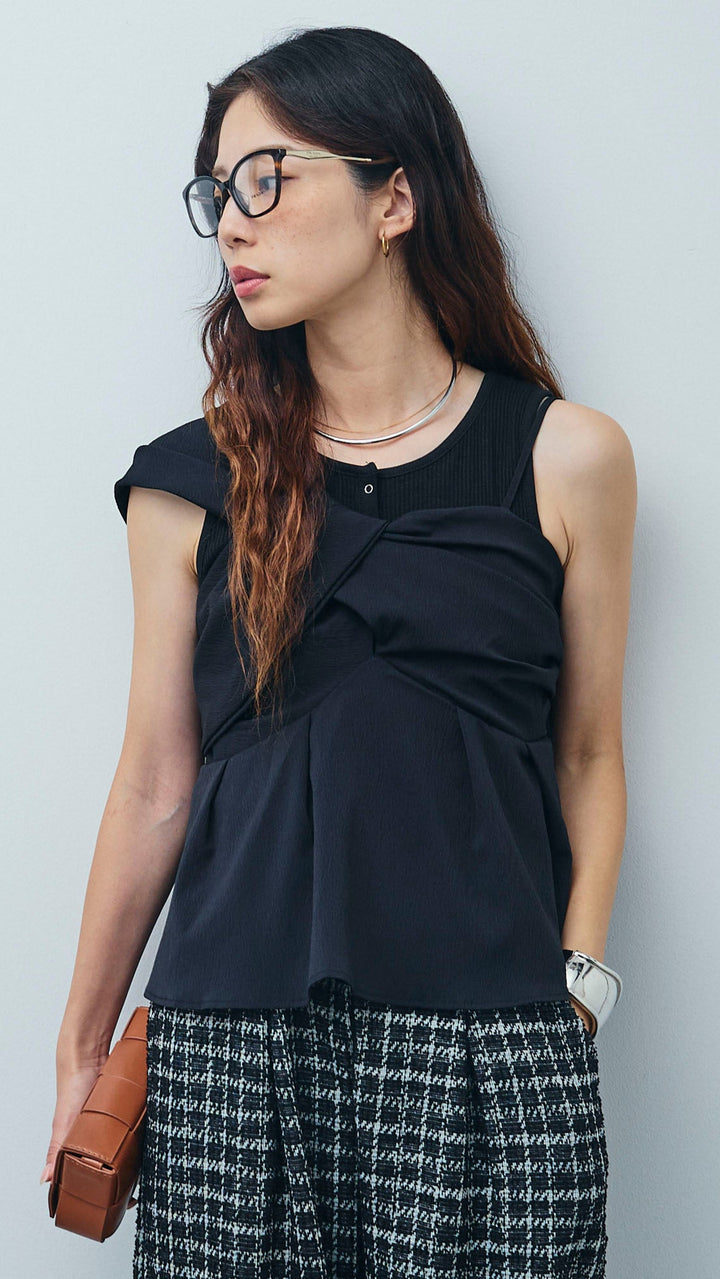 [予約/SET]アシンメトリーキャミソール+セルフカットリブヘンリーネックノースリーブトップス(2set)