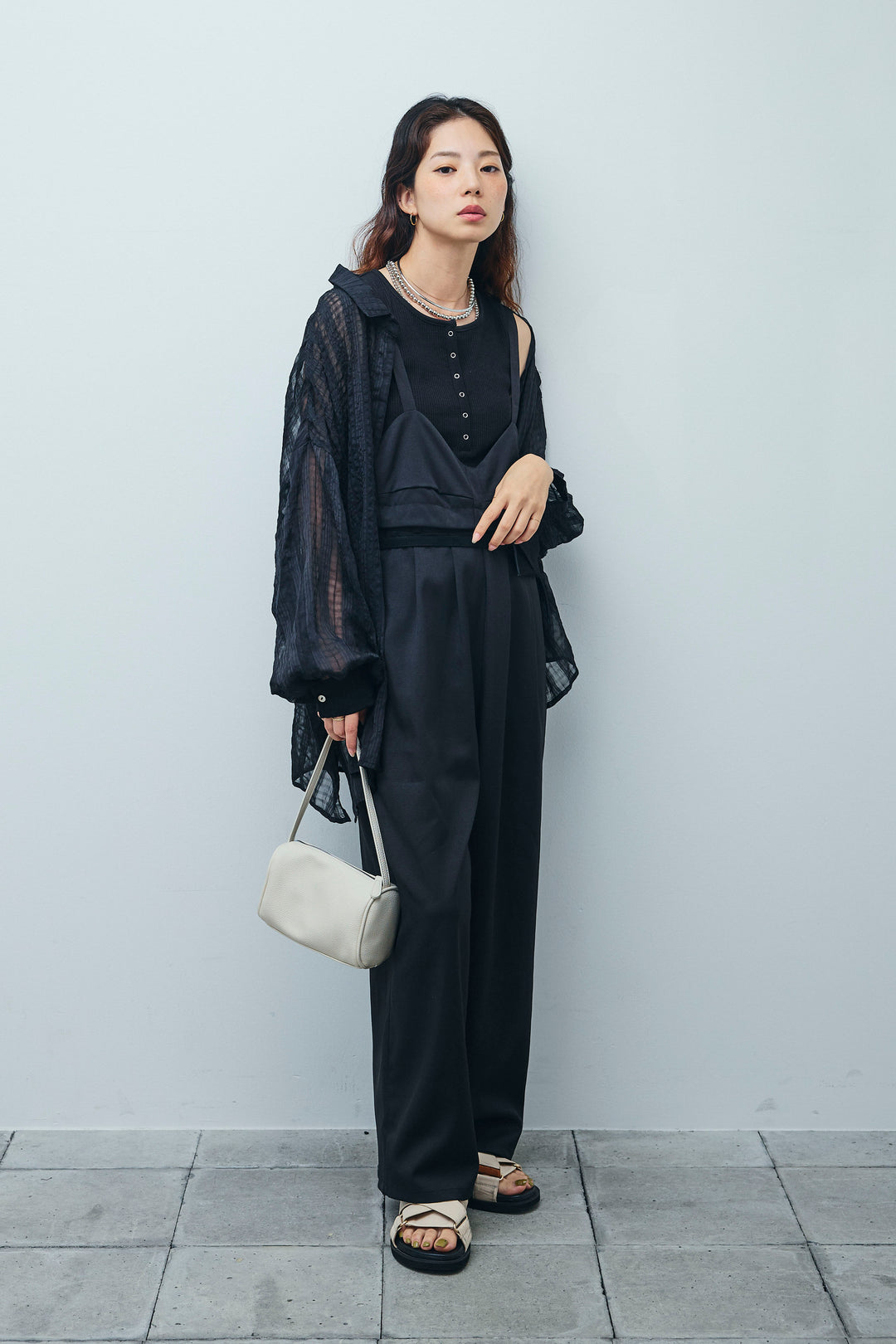 [予約/SET]シアーブラウス+セルフカットリブヘンリーネックノースリーブトップス+TRツイル2wayビスチェサロペ(3set)