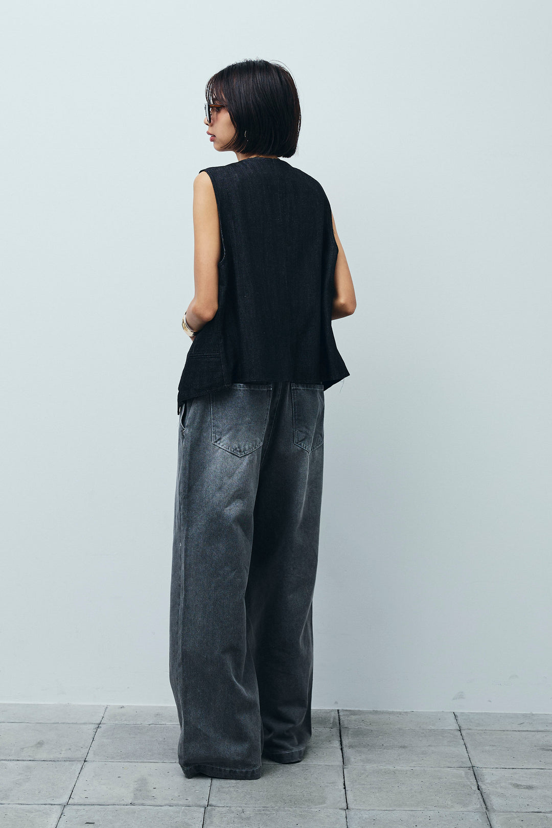 [予約/SET]アシメボタンデニムベスト+ストライプレースタンクトップ+フロントジップストラップデザインデニムサロペット(3set)