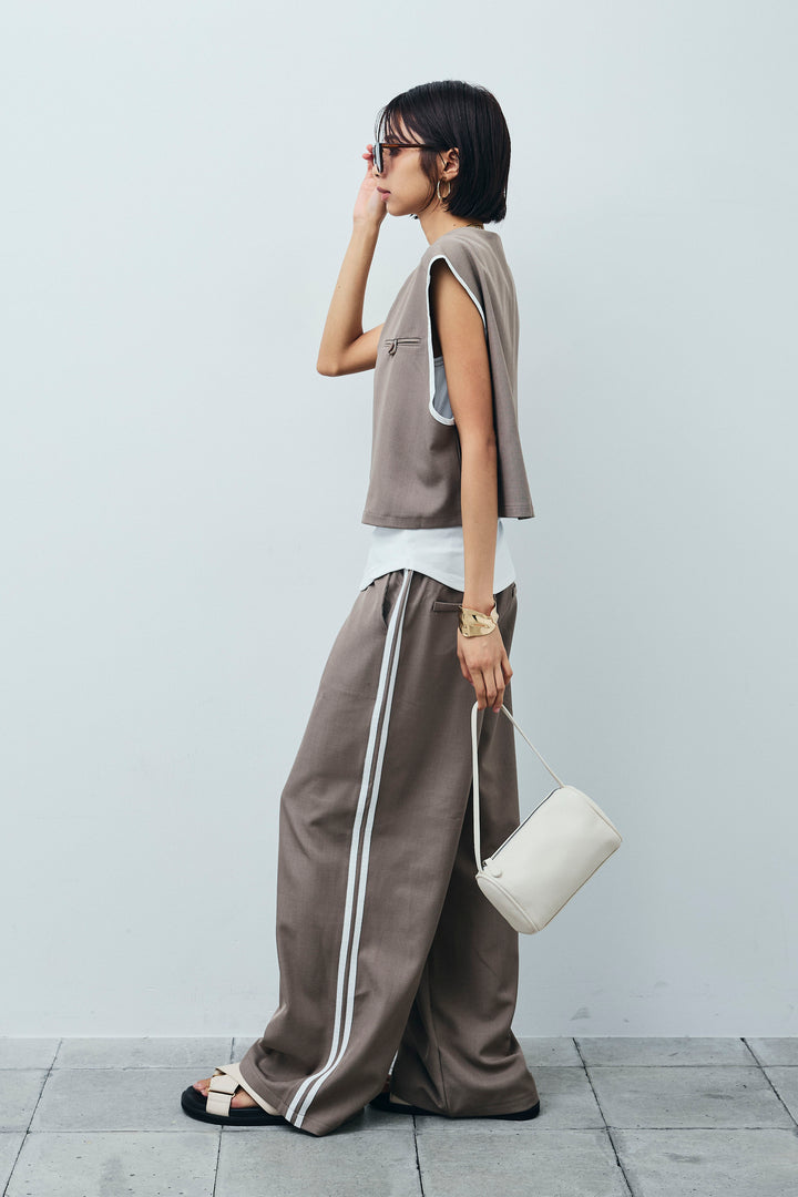 [予約/SET]アシンメトリーデザインジレ+サイドラインワイドパンツ(2set)
