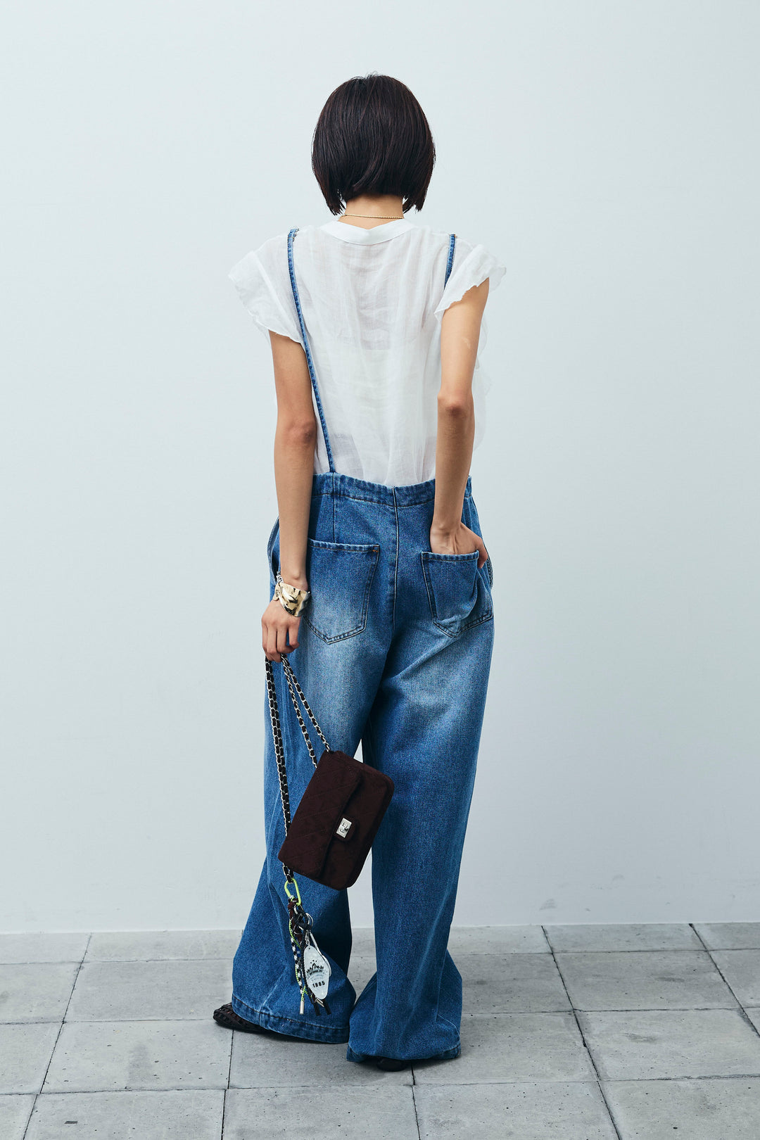 [予約/SET]リネンランダムフリルブラウス+フロントジップストラップデザインデニムサロペット(2set)