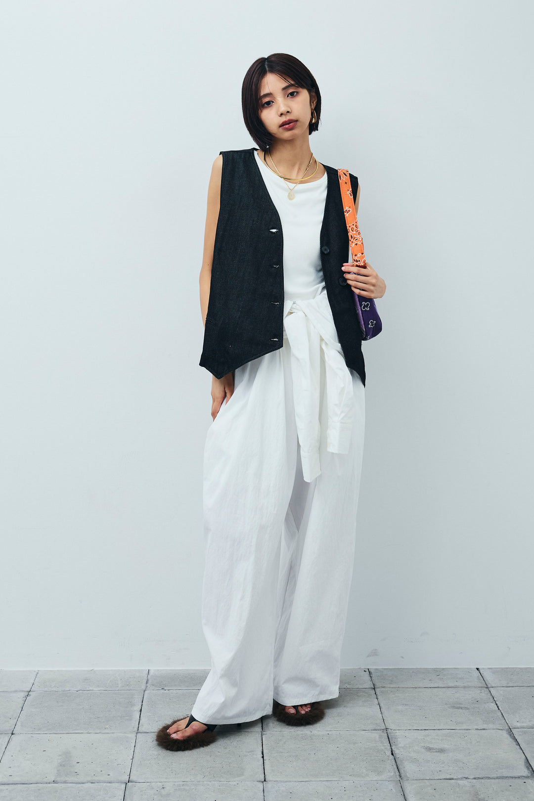 [予約/SET]アシメボタンデニムベスト+テレコリブカップ付きノースリーブ トップス+合繊ツイルジャンプスーツ(3set)