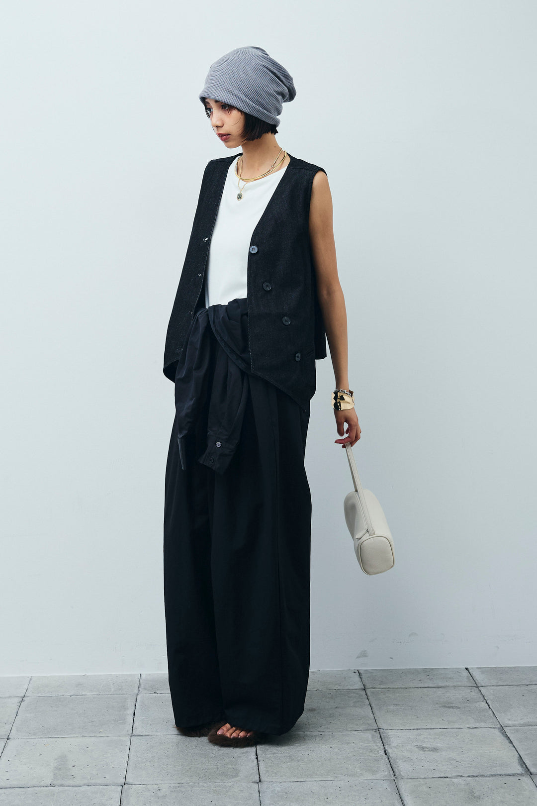 [予約/SET]アシメボタンデニムベスト+テレコリブカップ付きノースリーブ トップス+合繊ツイルジャンプスーツ(3set)