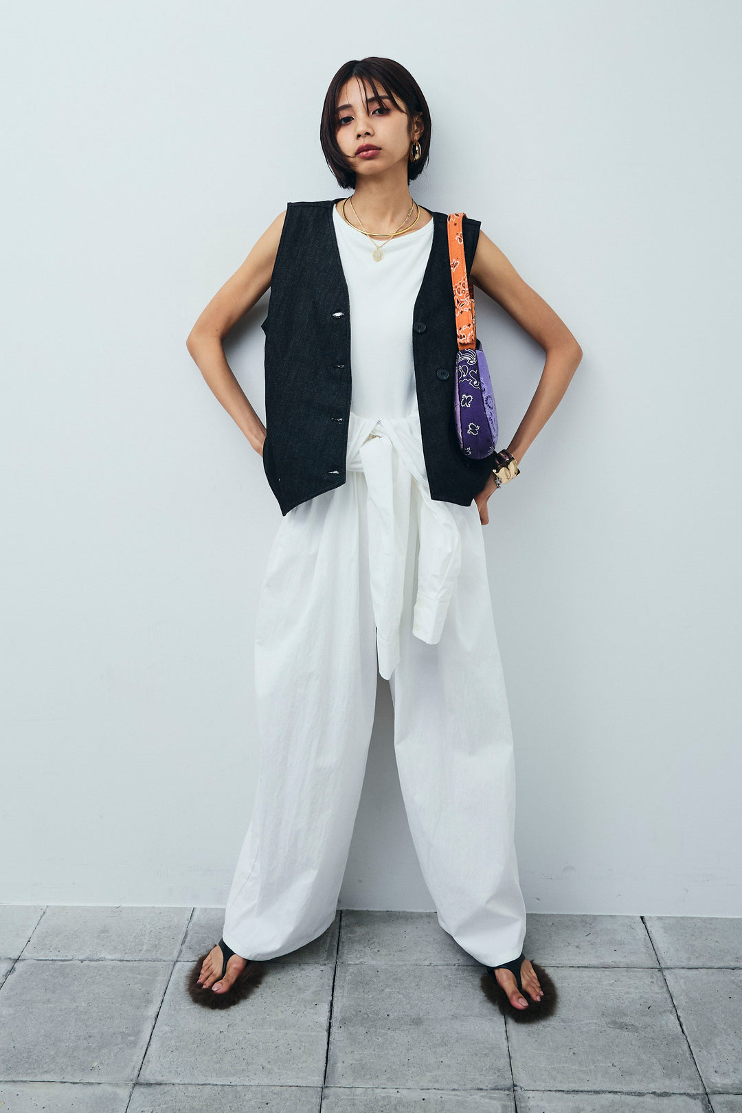 [予約/SET]アシメボタンデニムベスト+テレコリブカップ付きノースリーブ トップス+合繊ツイルジャンプスーツ(3set)