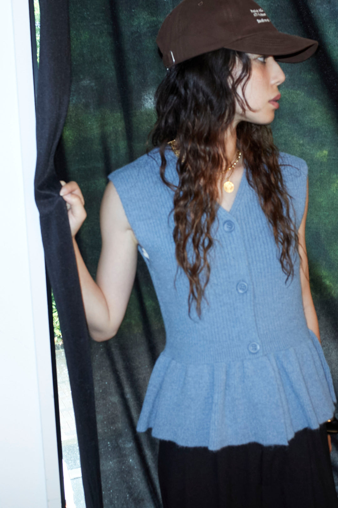 [予約]アルパカタッチペプラムノースリプルオーバー