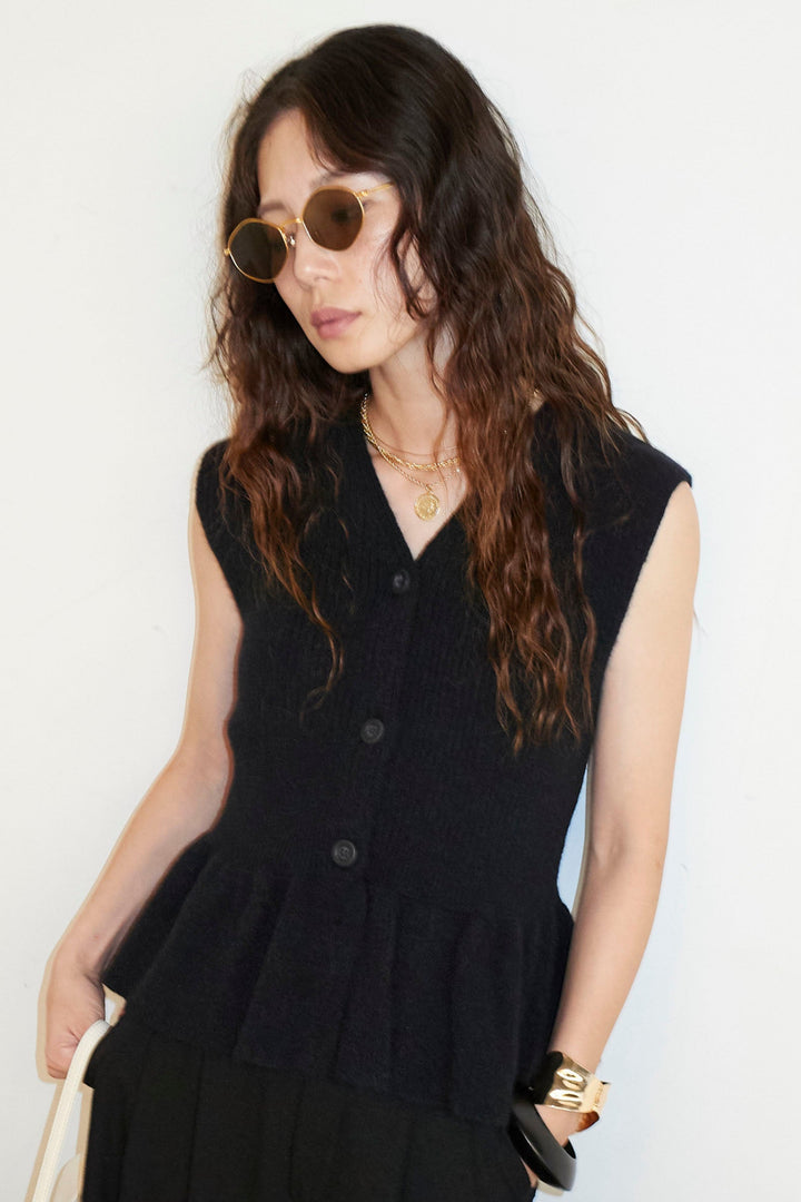 [予約]アルパカタッチペプラムノースリプルオーバー