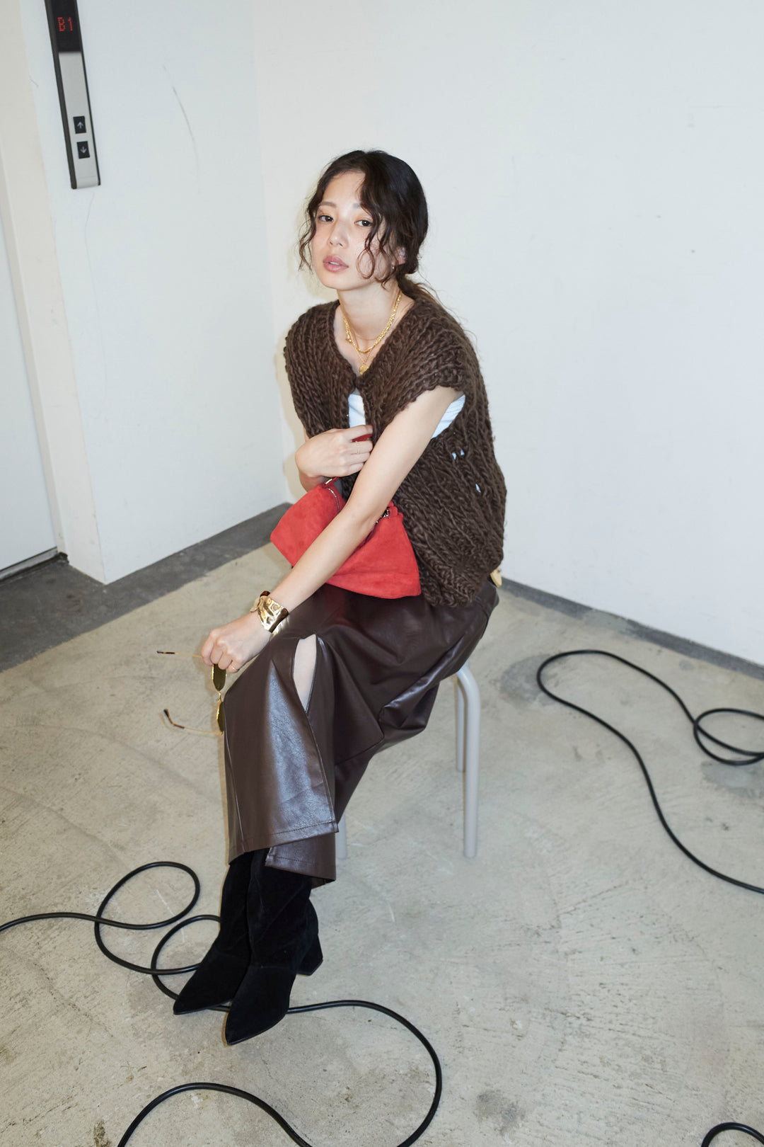 [予約/SET]ハンドニットロービングベスト+エコレザーバックスリットペンシルスカート(2set)