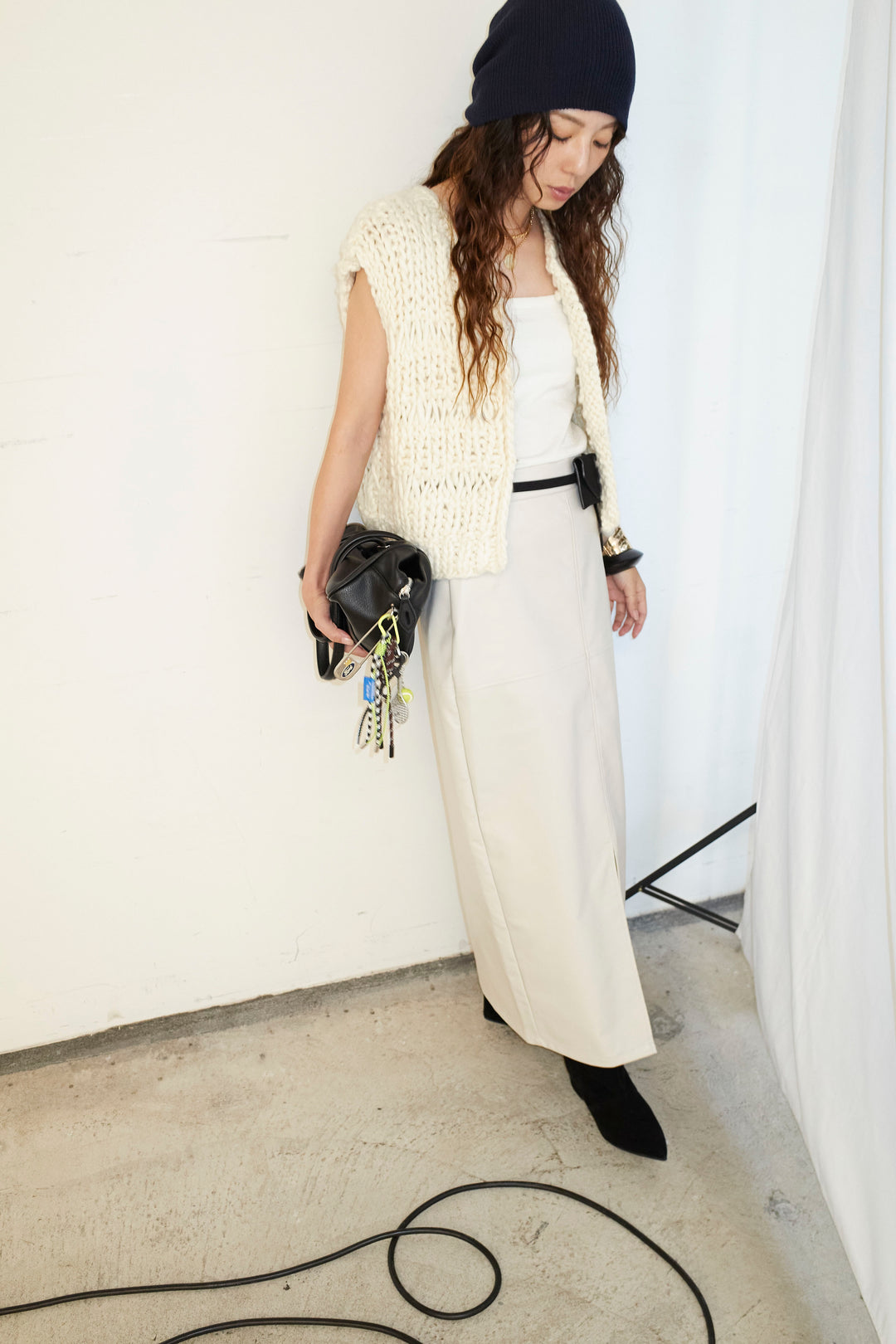 [予約/SET]ハンドニットロービングベスト+エコレザーバックスリットペンシルスカート(2set)