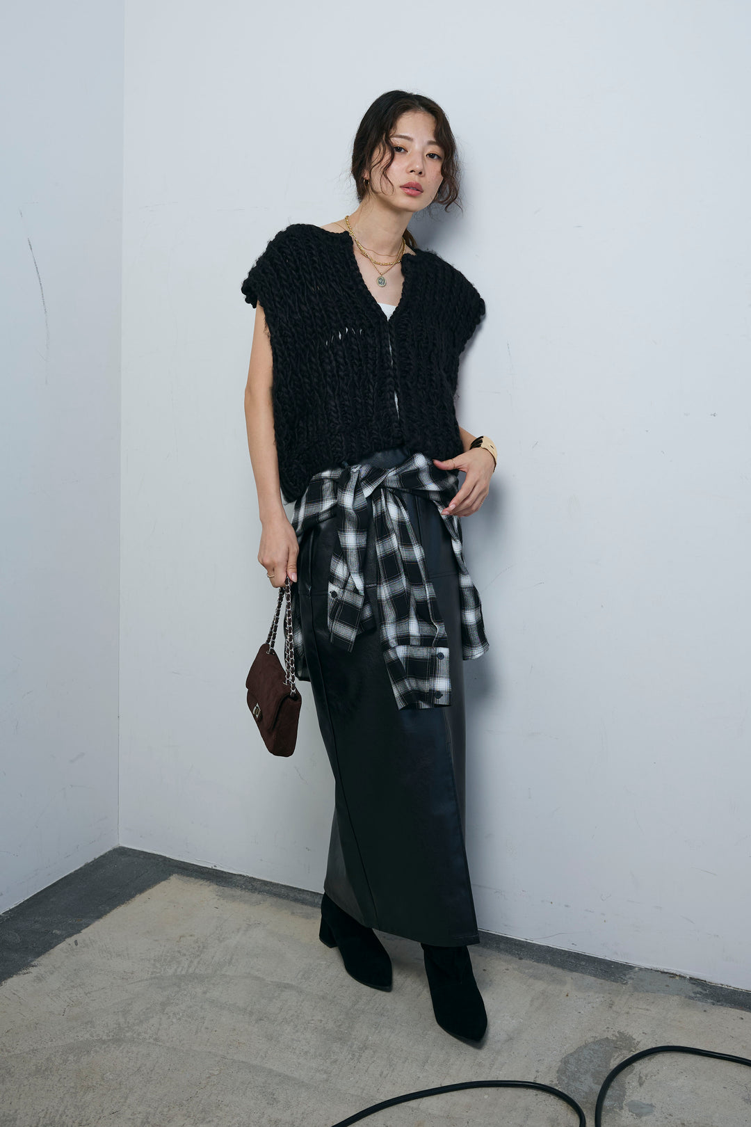 [予約/SET]ハンドニットロービングベスト+エコレザーバックスリットペンシルスカート(2set)