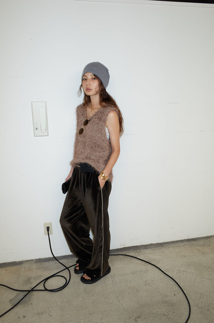 [予約/SET]ダンスフェザーベスト+ベロアサイドラインパンツ(2set)