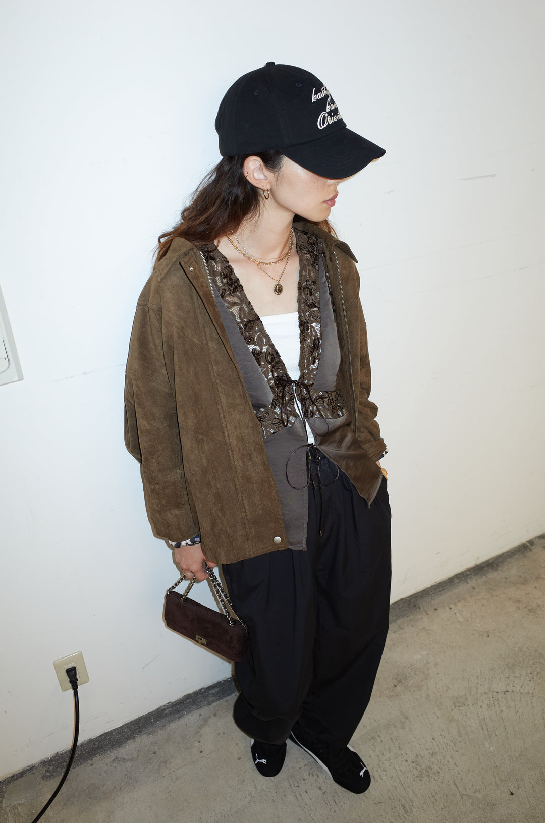 [予約/SET]フェイクスウェードブルゾン+ベロアレースサテンブラウス(2set)