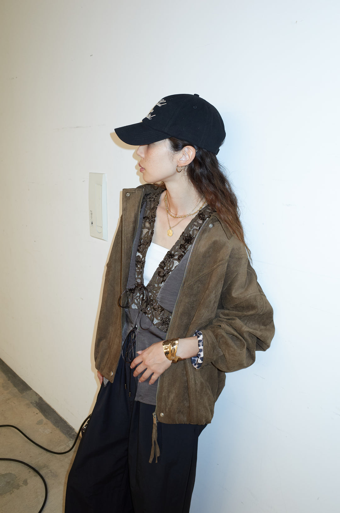 [予約/SET]フェイクスウェードブルゾン+ベロアレースサテンブラウス+裾ドロストナイロンパンツ(3set)