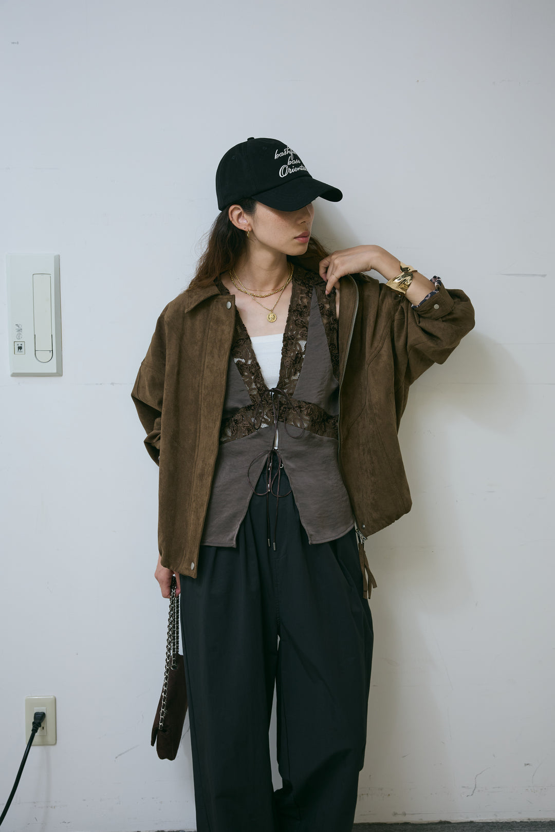 [予約/SET]フェイクスウェードブルゾン+ベロアレースサテンブラウス(2set)