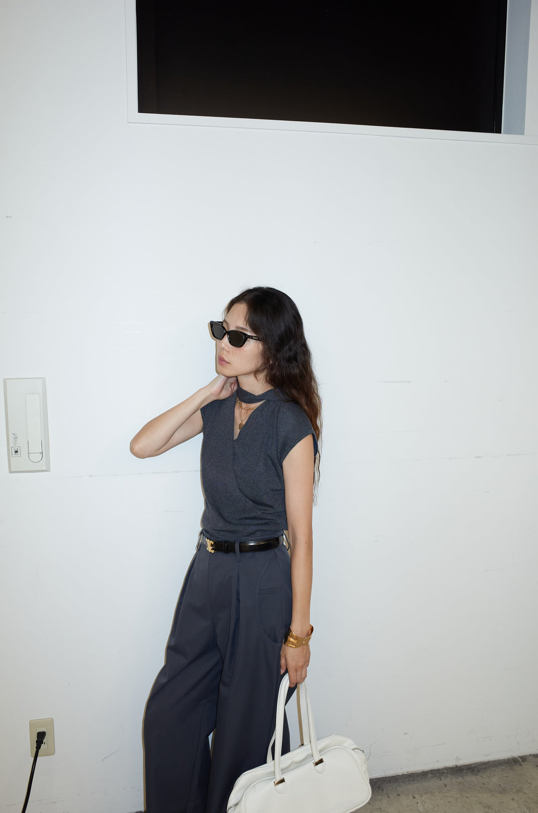 [予約/SET]タイつきVネックニットPO+サイドポケットカーブフォルムパンツ(2set)