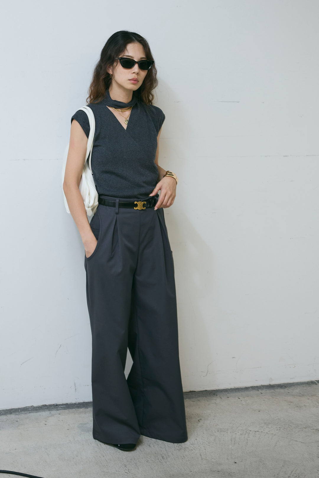 [予約/SET]タイつきVネックニットPO+サイドポケットカーブフォルムパンツ(2set)