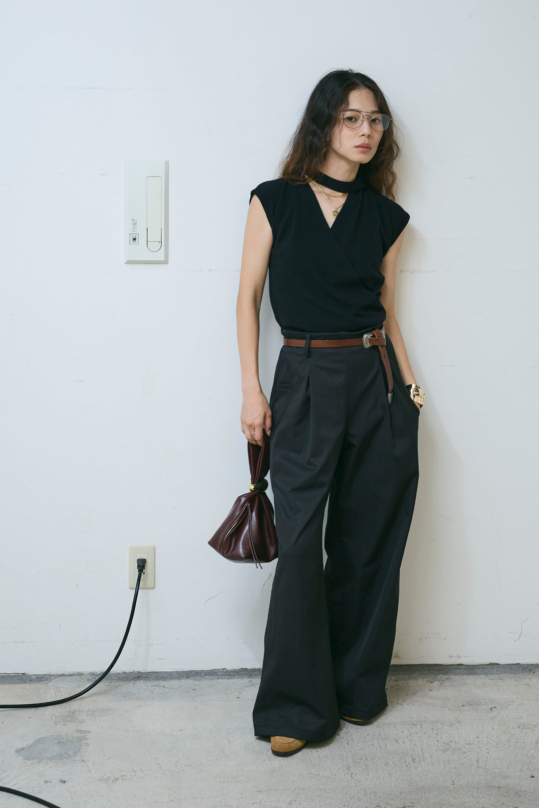 [予約/SET]タイつきVネックニットPO+サイドポケットカーブフォルムパンツ(2set)