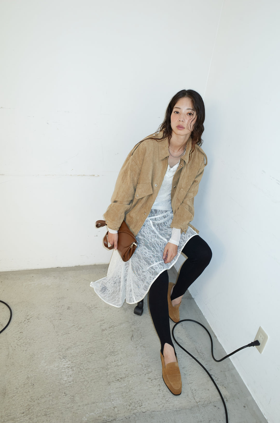 [予約/SET]エポーレット付きスウェードライクブルゾン+シアーヘンリーネックロンT+ニットトレンカ(3set)