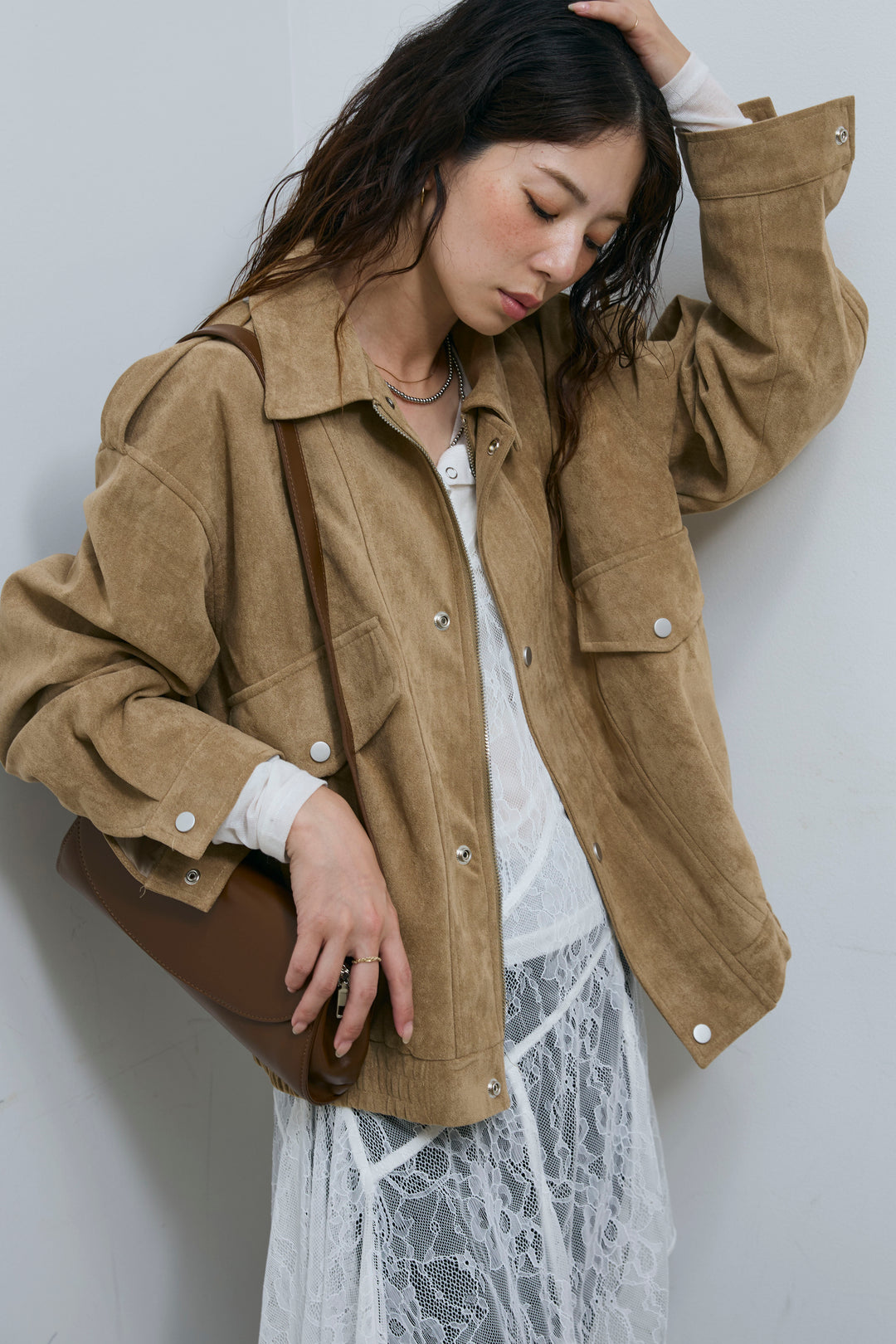 [予約/SET]エポーレット付きスウェードライクブルゾン+シアーヘンリーネックロンT+ニットトレンカ(3set)