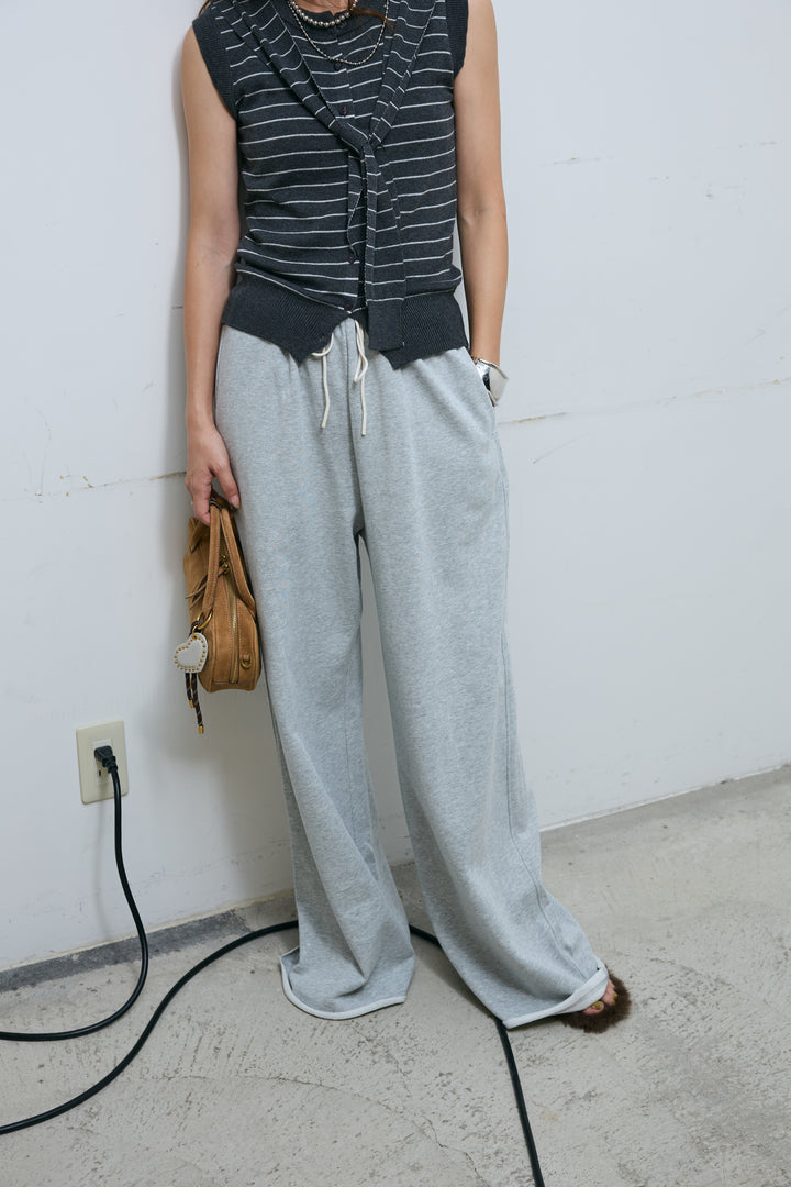 [予約/SET]ドッキングスリーブニットTOPS+エフォートレススウェットパンツ(2set)