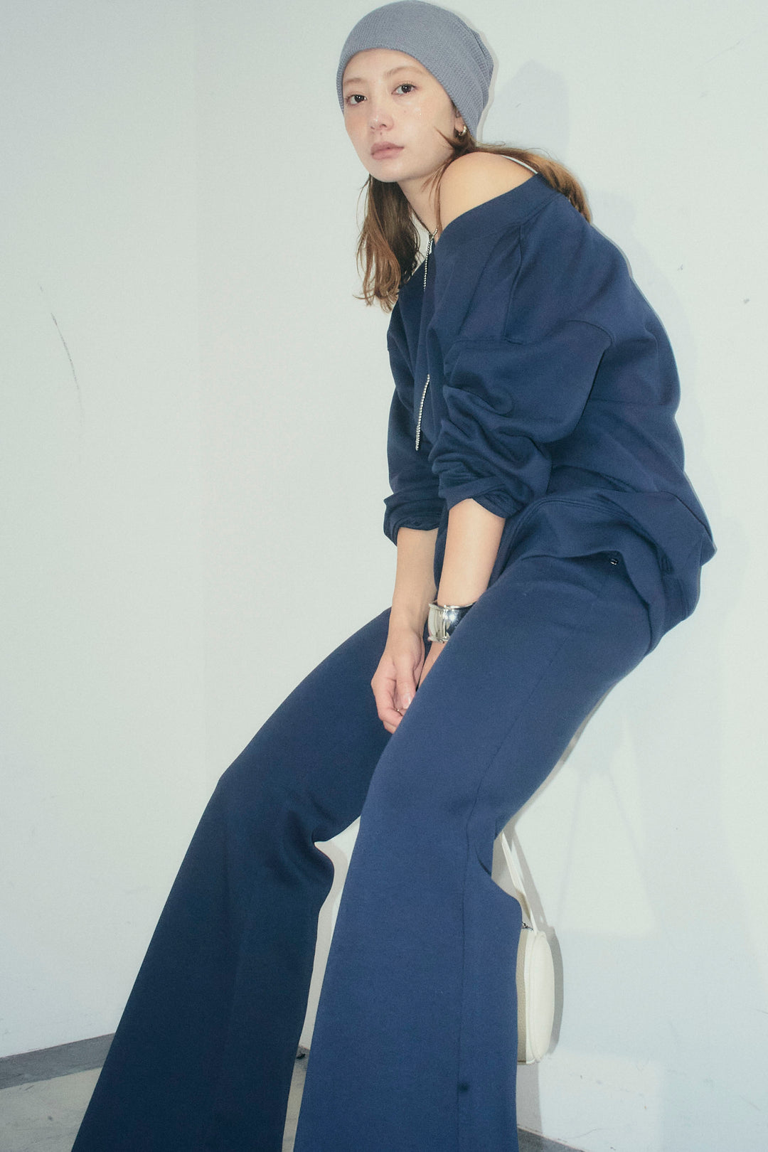 [予約/SET]オーバーサイズオフショルスウェット+美脚フレアスウェットパンツ(2set)