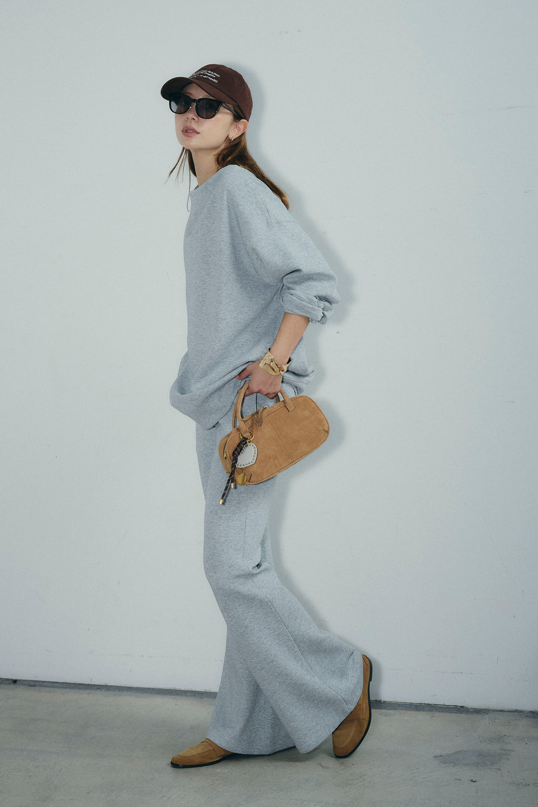 [予約/SET]オーバーサイズオフショルスウェット+美脚フレアスウェットパンツ(2set)