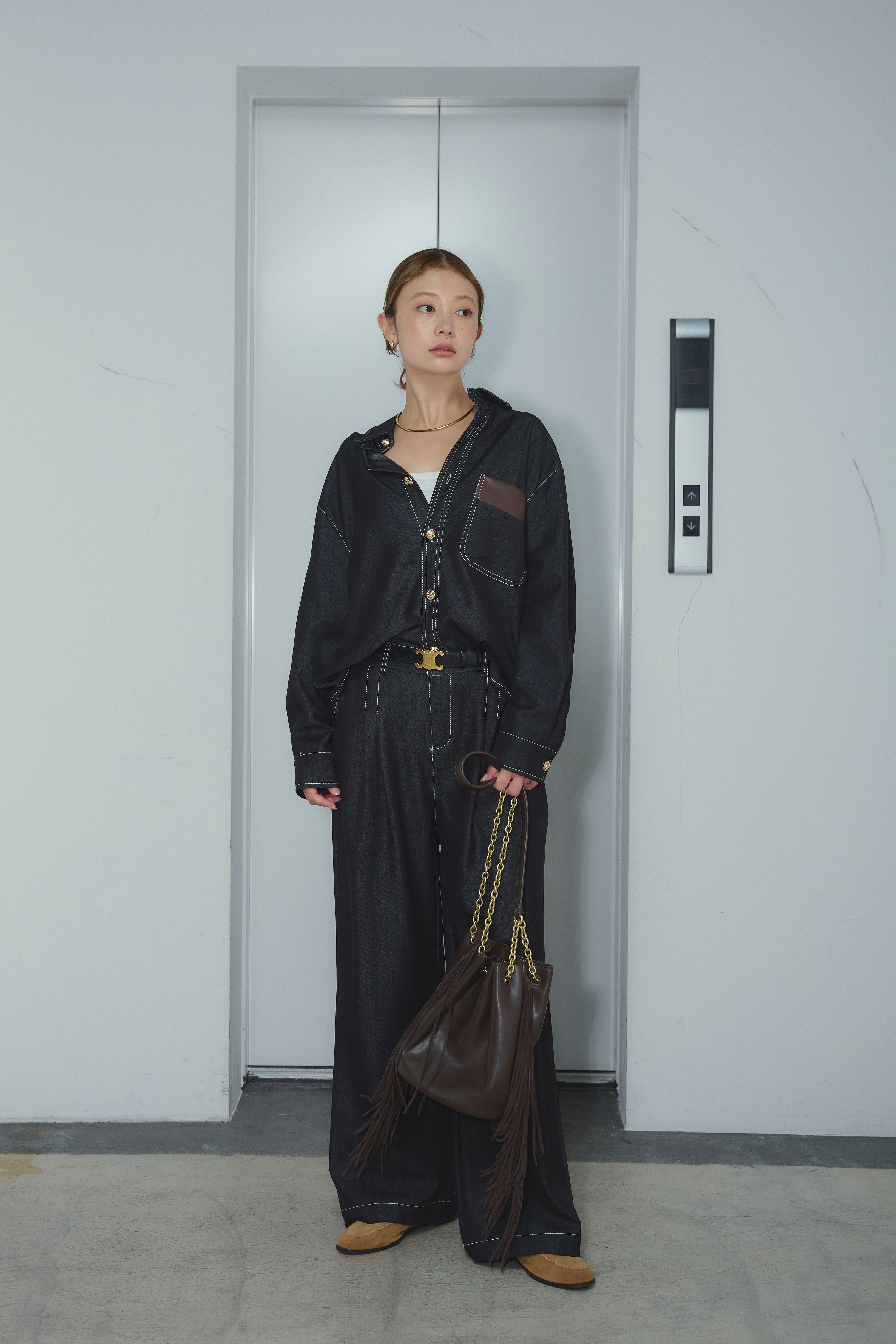 予約]フェイクレザーポケット付きデニムセットアップ – IAMALPHA