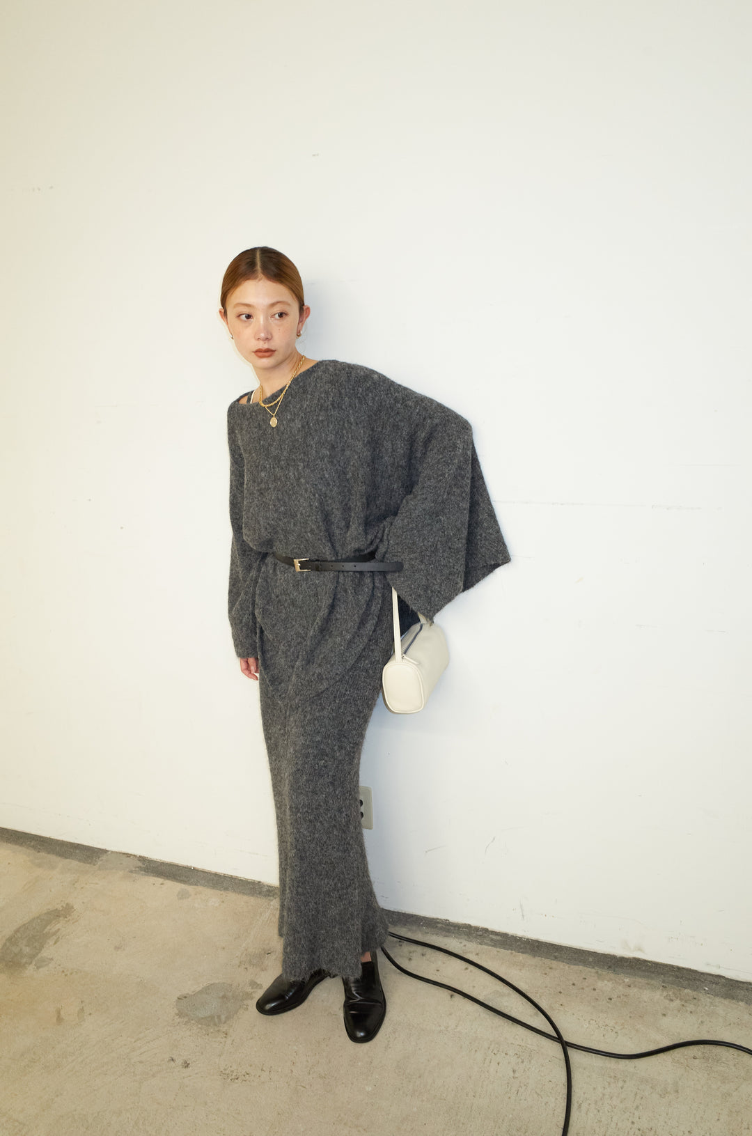 [予約/SET]ポンチョレイヤードニットアップ