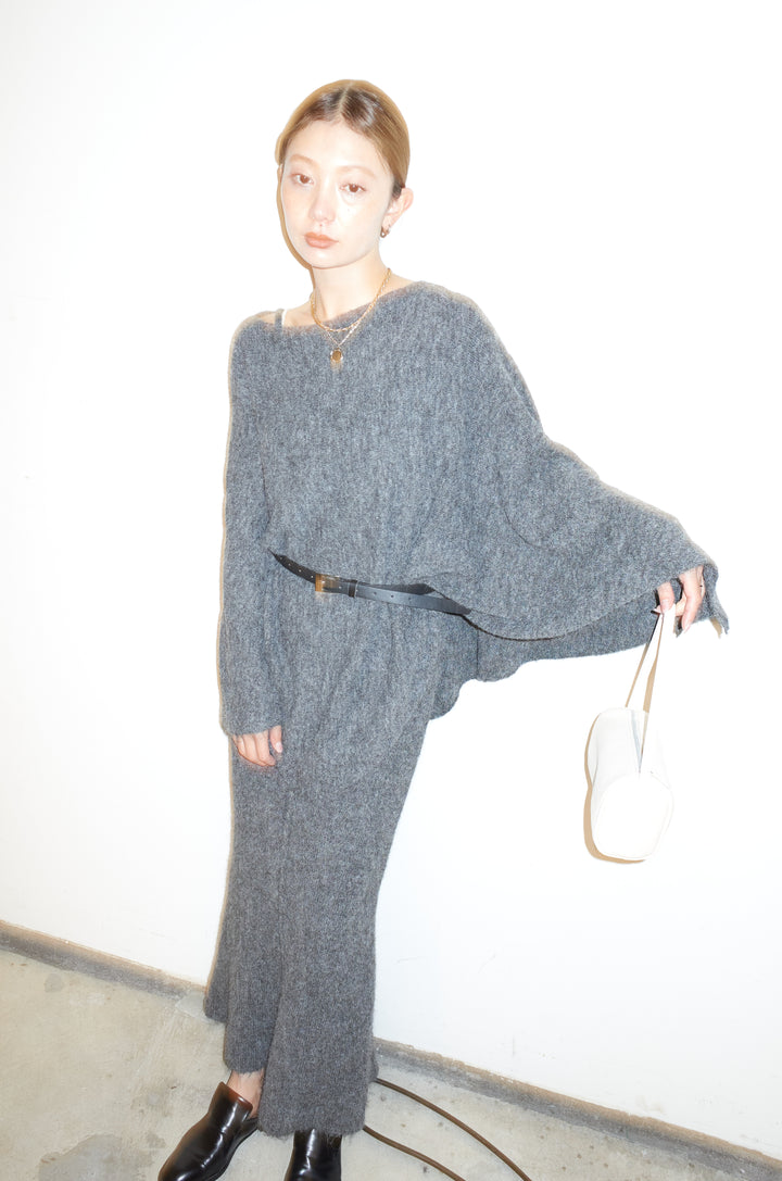 [予約/SET]ポンチョレイヤードニットアップ