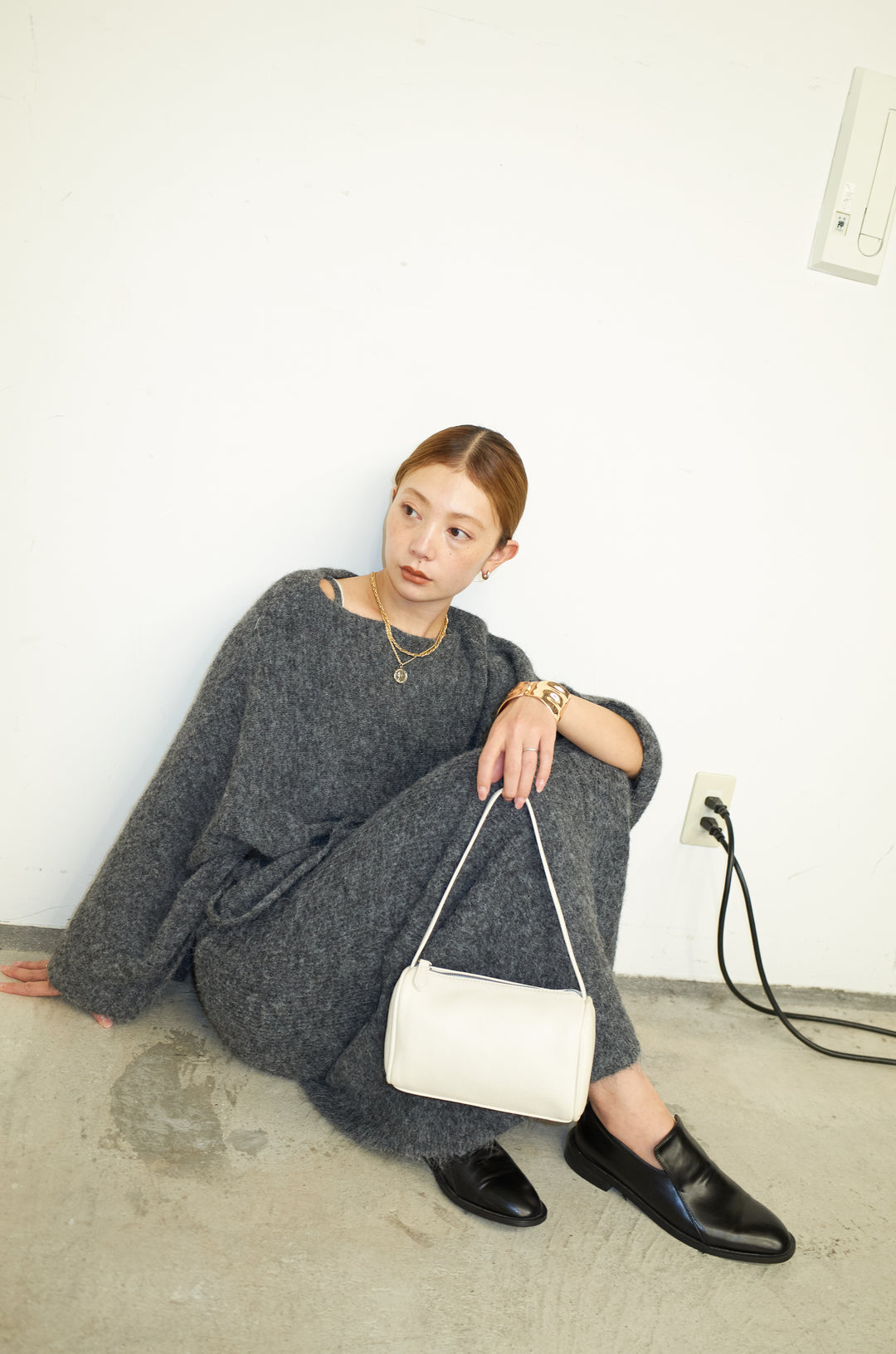 [予約/SET]ポンチョレイヤードニットアップ