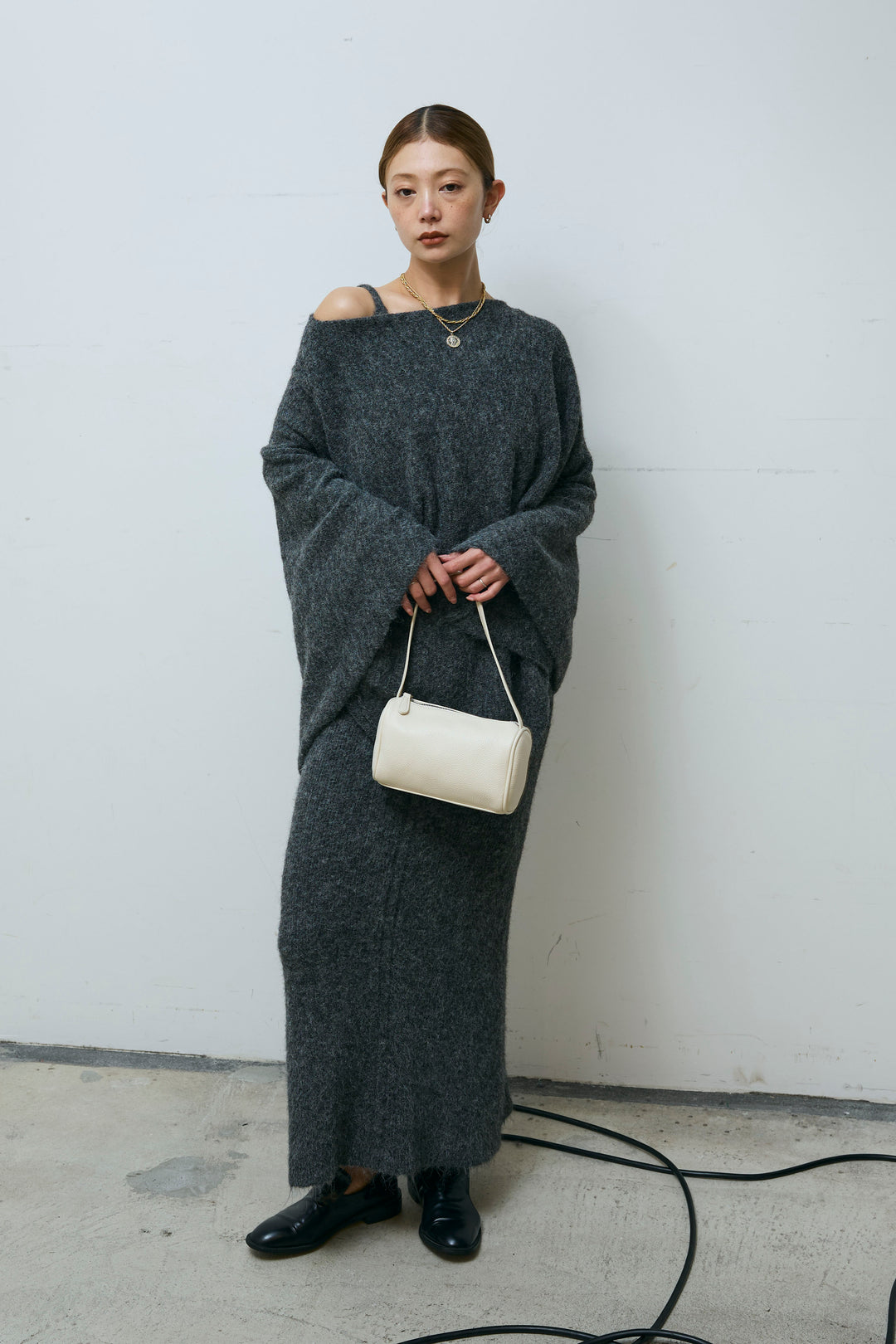 [予約/SET]ポンチョレイヤードニットアップ