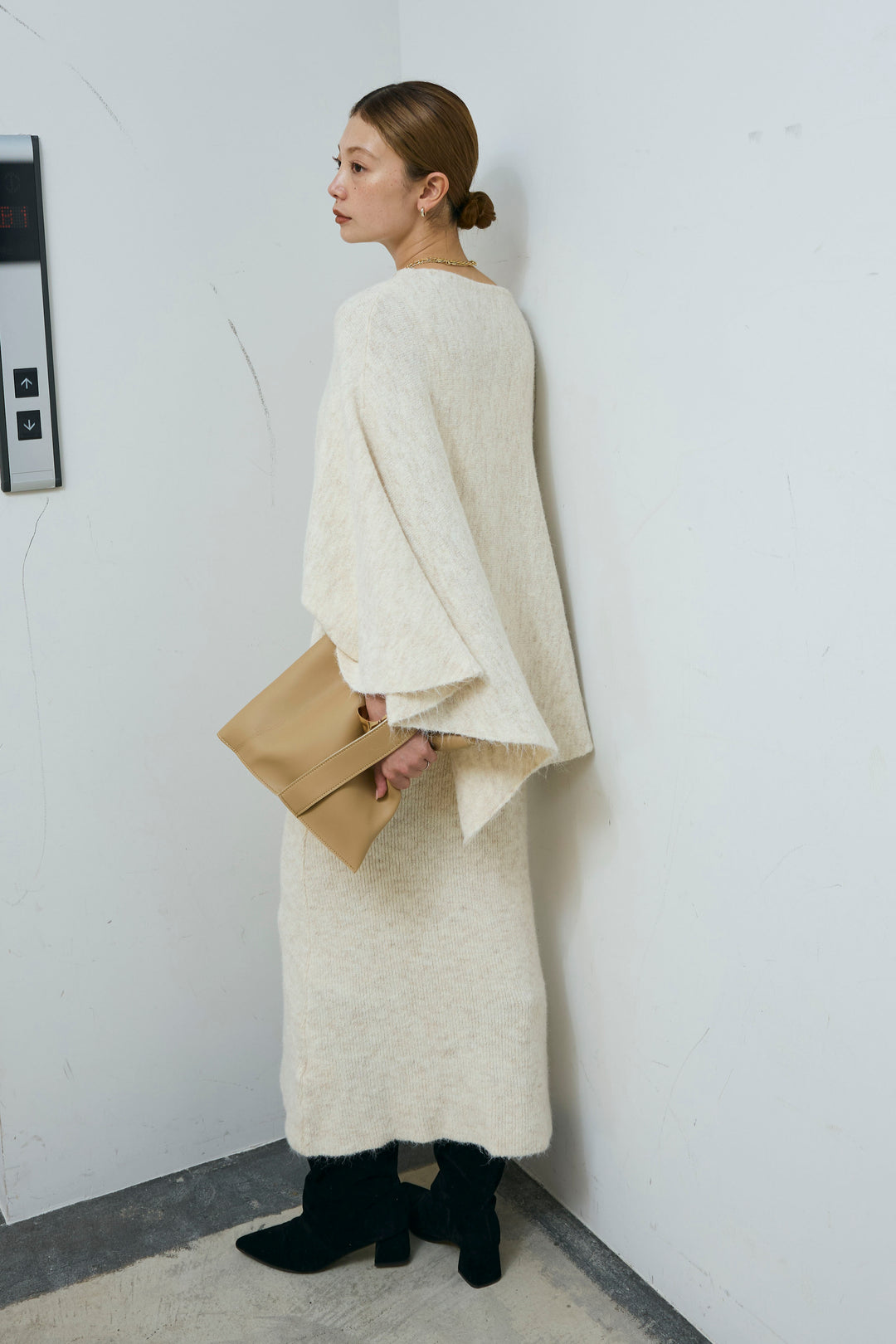 [予約/SET]ポンチョレイヤードニットアップ