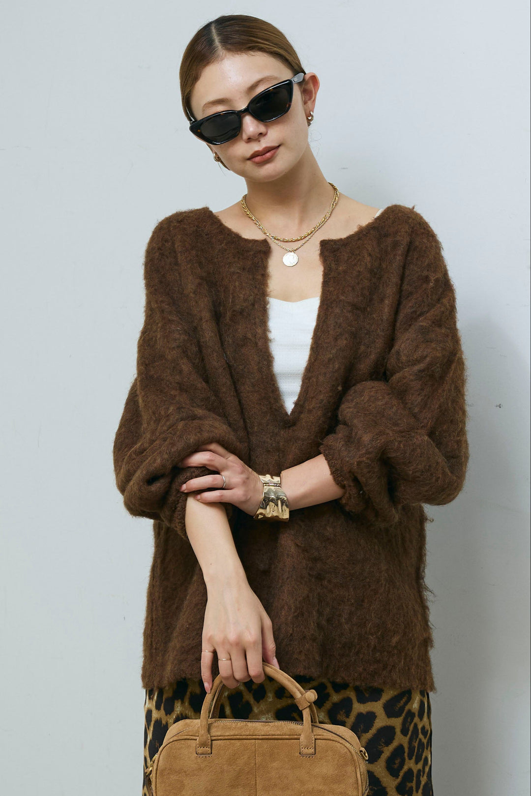 ミックスシャギー深Vニット