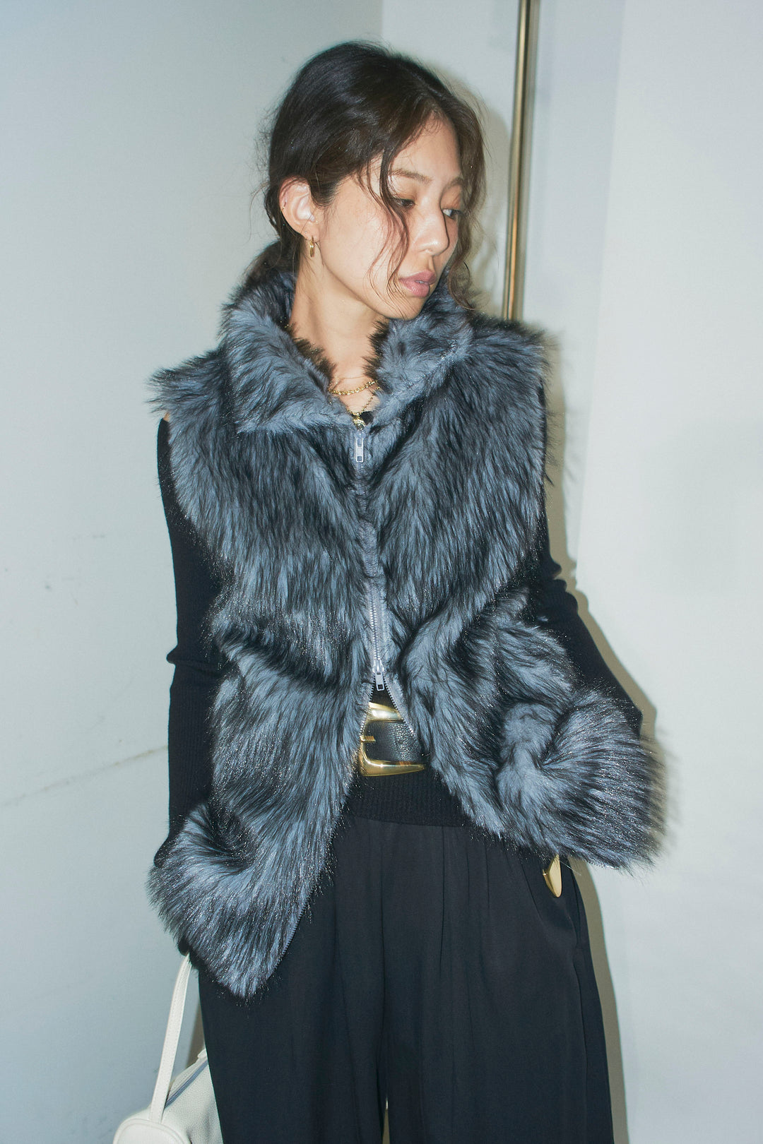 [予約/SET]エコファースタンドジレ+オフショルリブニット+バルーンパンツ(3set)