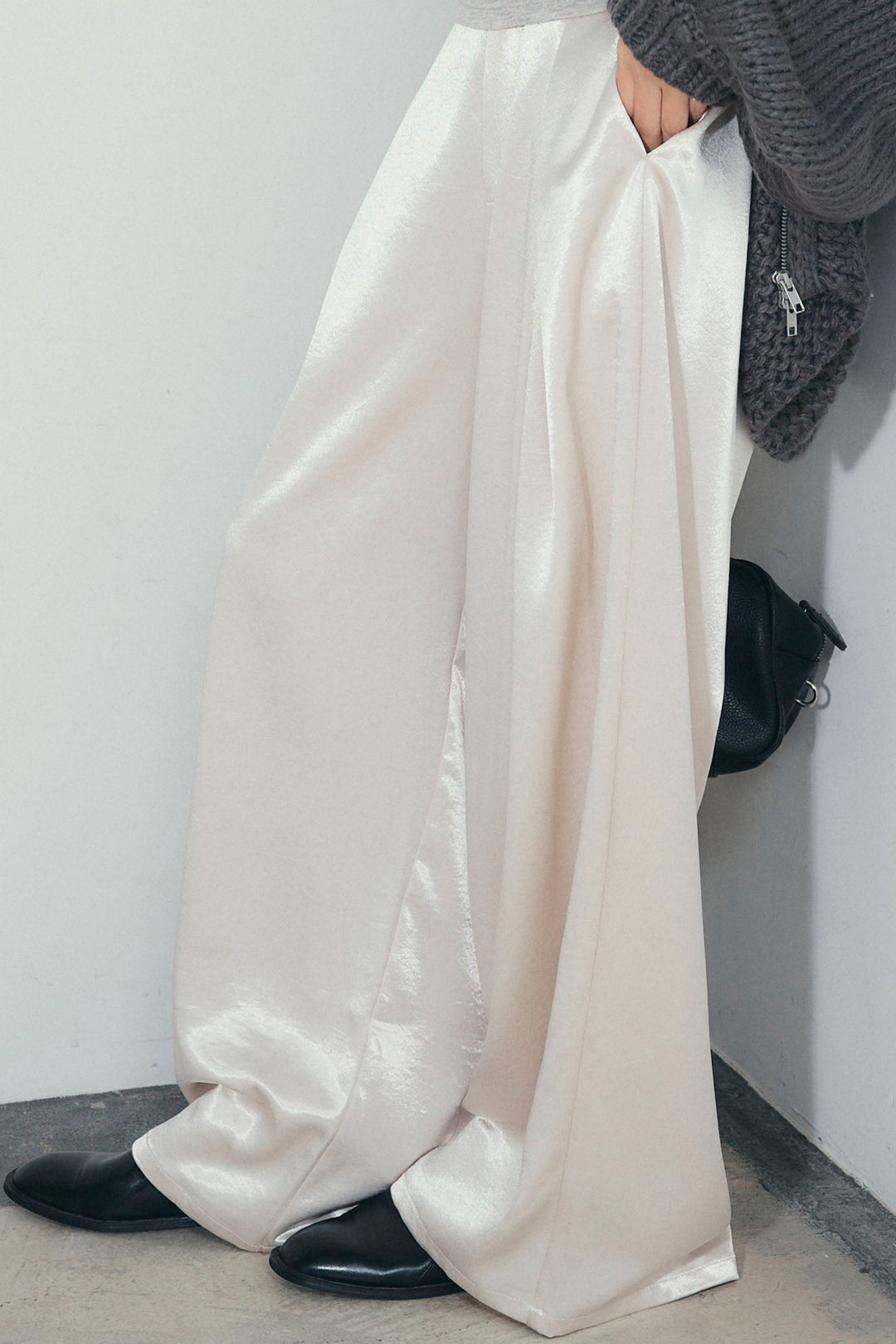 [予約/SET]ロービングケーブルオーバーサイズジップPO+サテンタックワイドパンツ(2set)