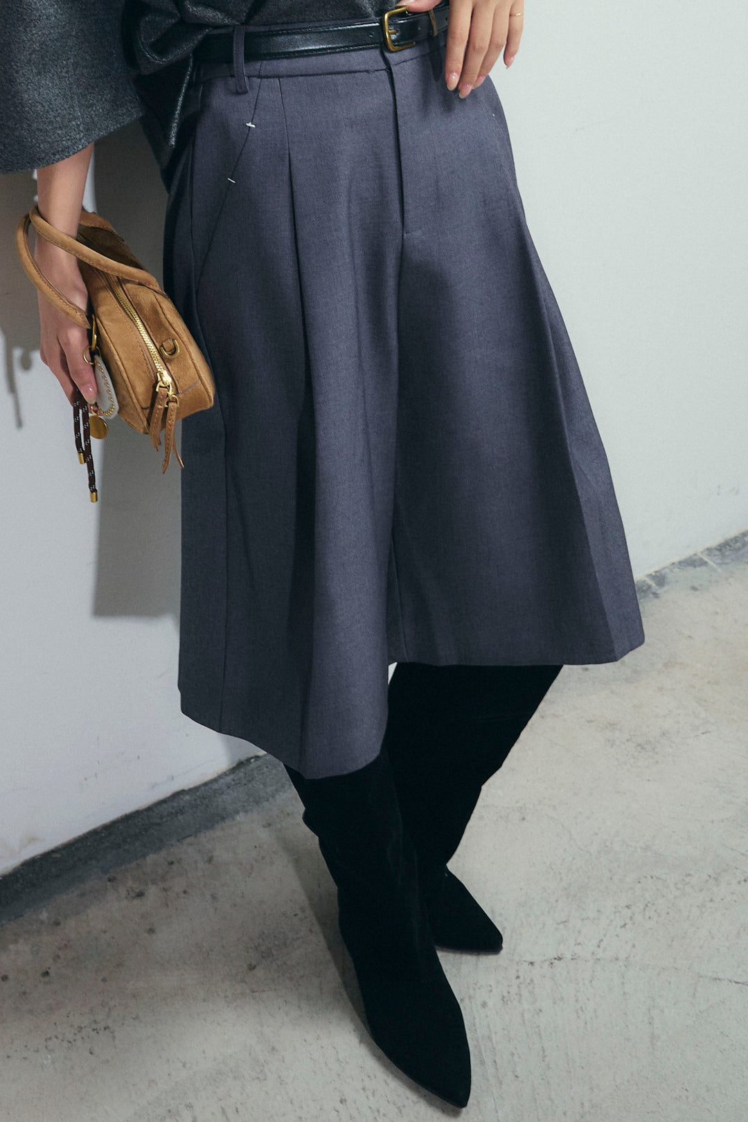 [予約]ベルト付きステッチポイントキュロットパンツ