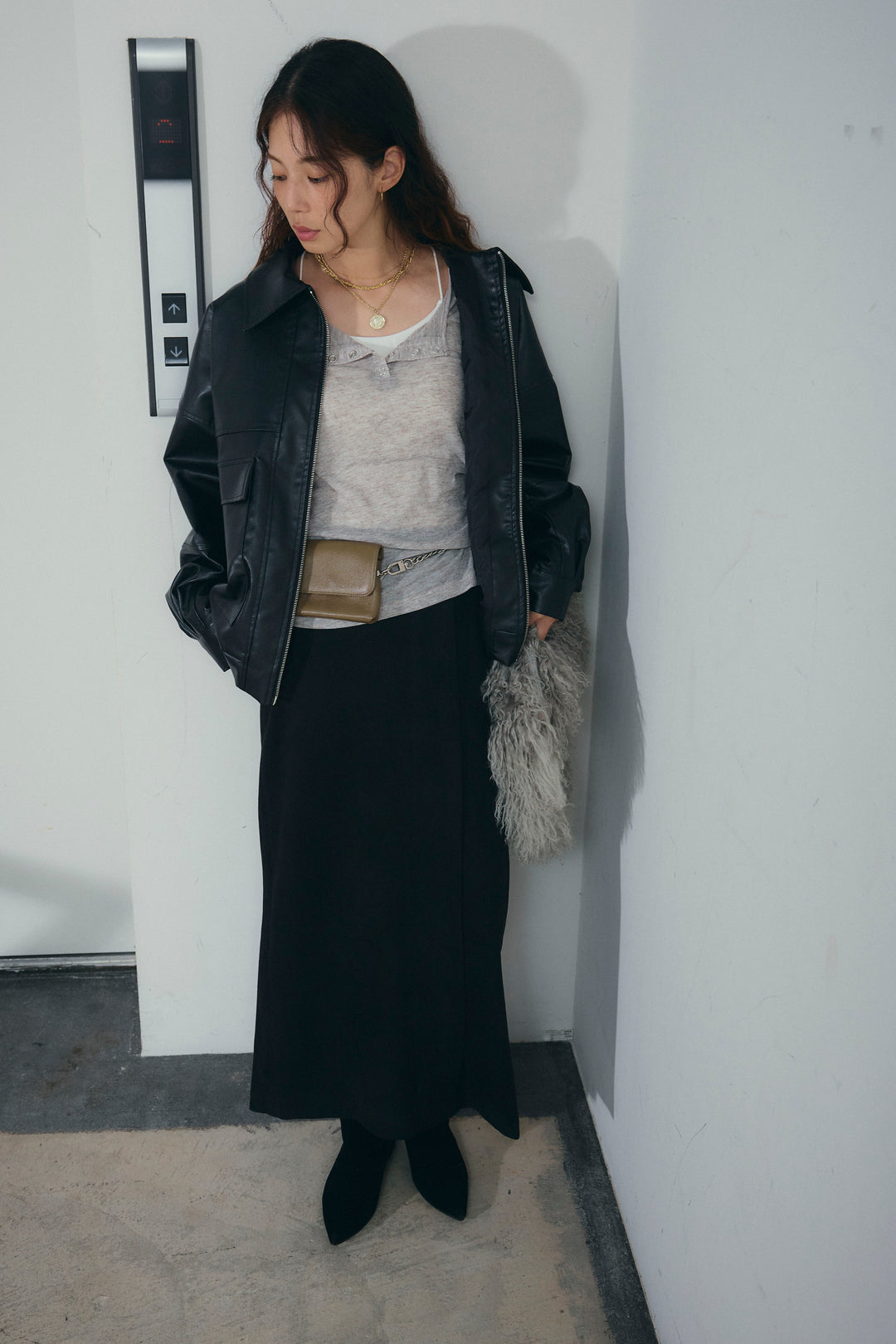 [予約/SET]エコレザー襟付きブルゾン+フェイクスエードラップ風Iラインスカート(2set)