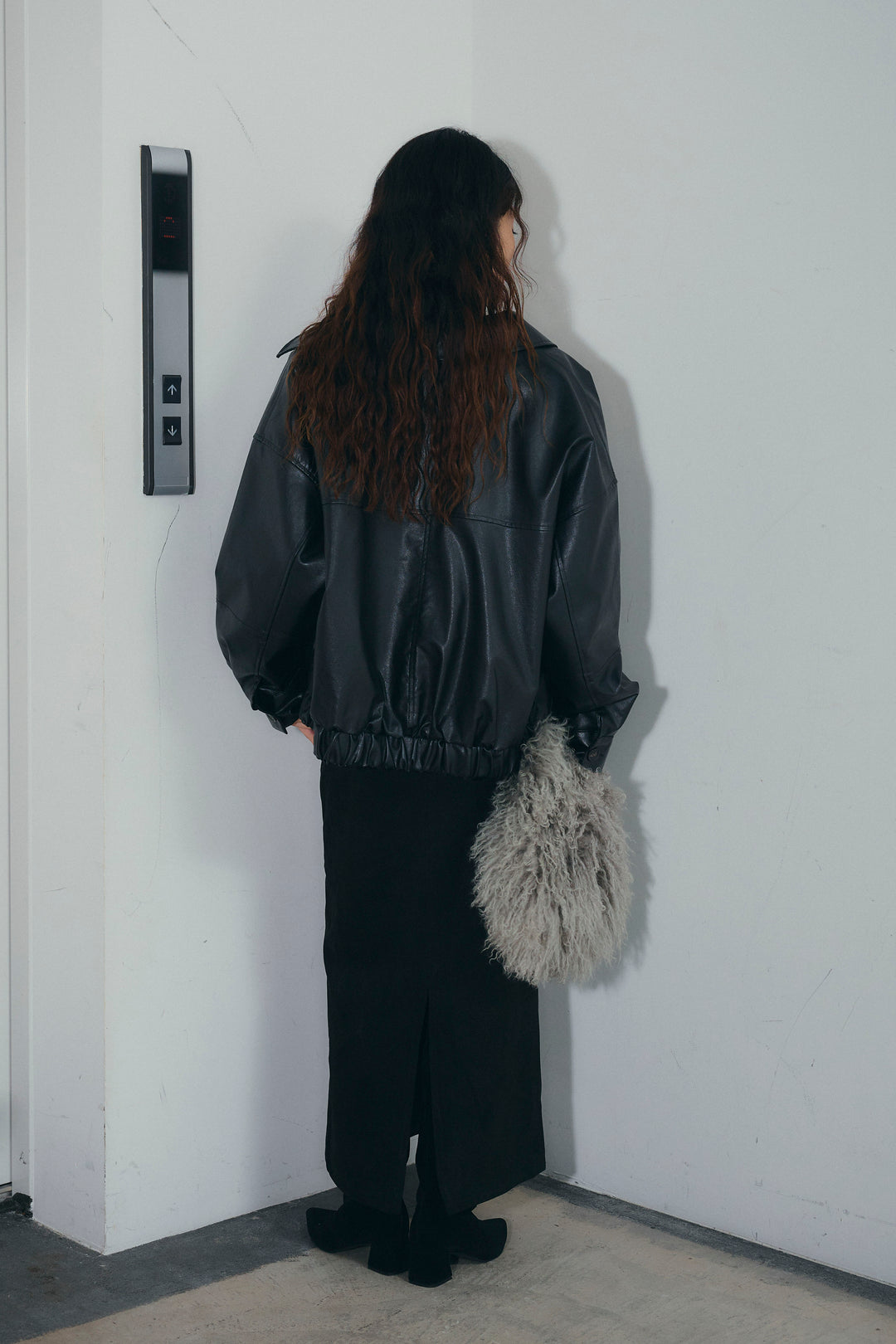 [予約/SET]エコレザー襟付きブルゾン+シアーヘンリーネックロンT+フェイクスエードラップ風Iラインスカート(3set)