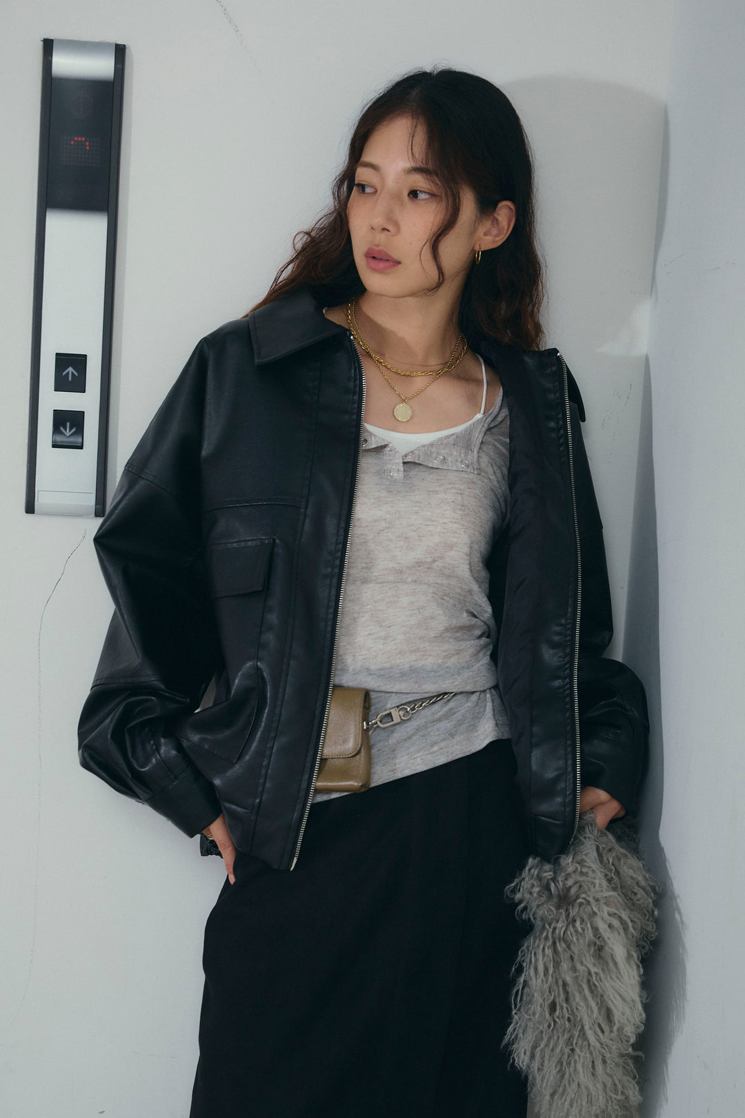 [予約/SET]エコレザー襟付きブルゾン+フェイクスエードラップ風Iラインスカート(2set)