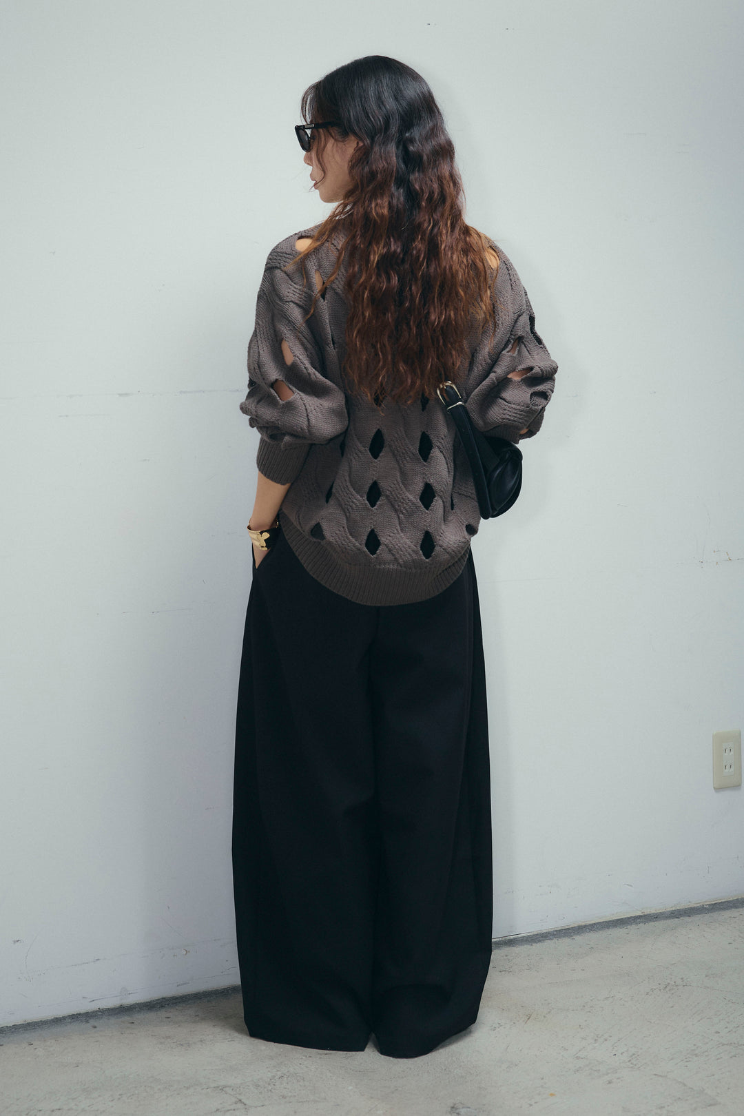 [予約/SET]ケーブルカットアウトニットTOP+ベルト付きコクーンワイドパンツ(2set)