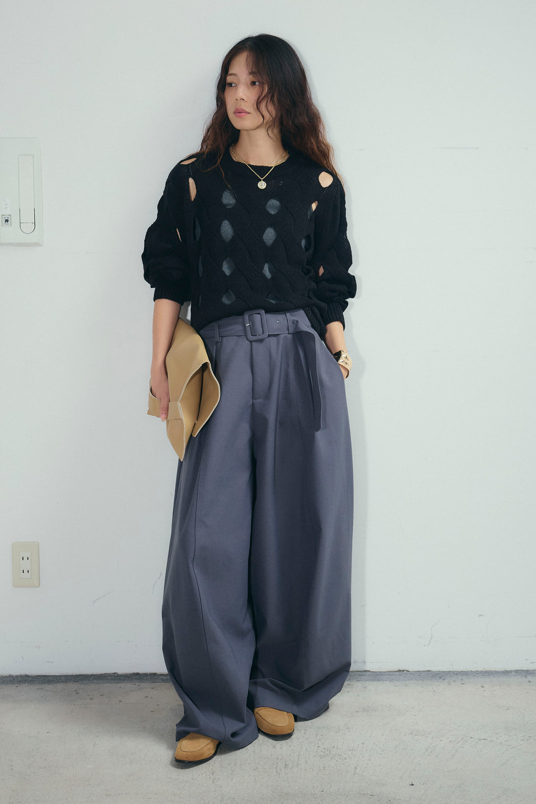 [予約/SET]ケーブルカットアウトニットTOP+ベルト付きコクーンワイドパンツ(2set)