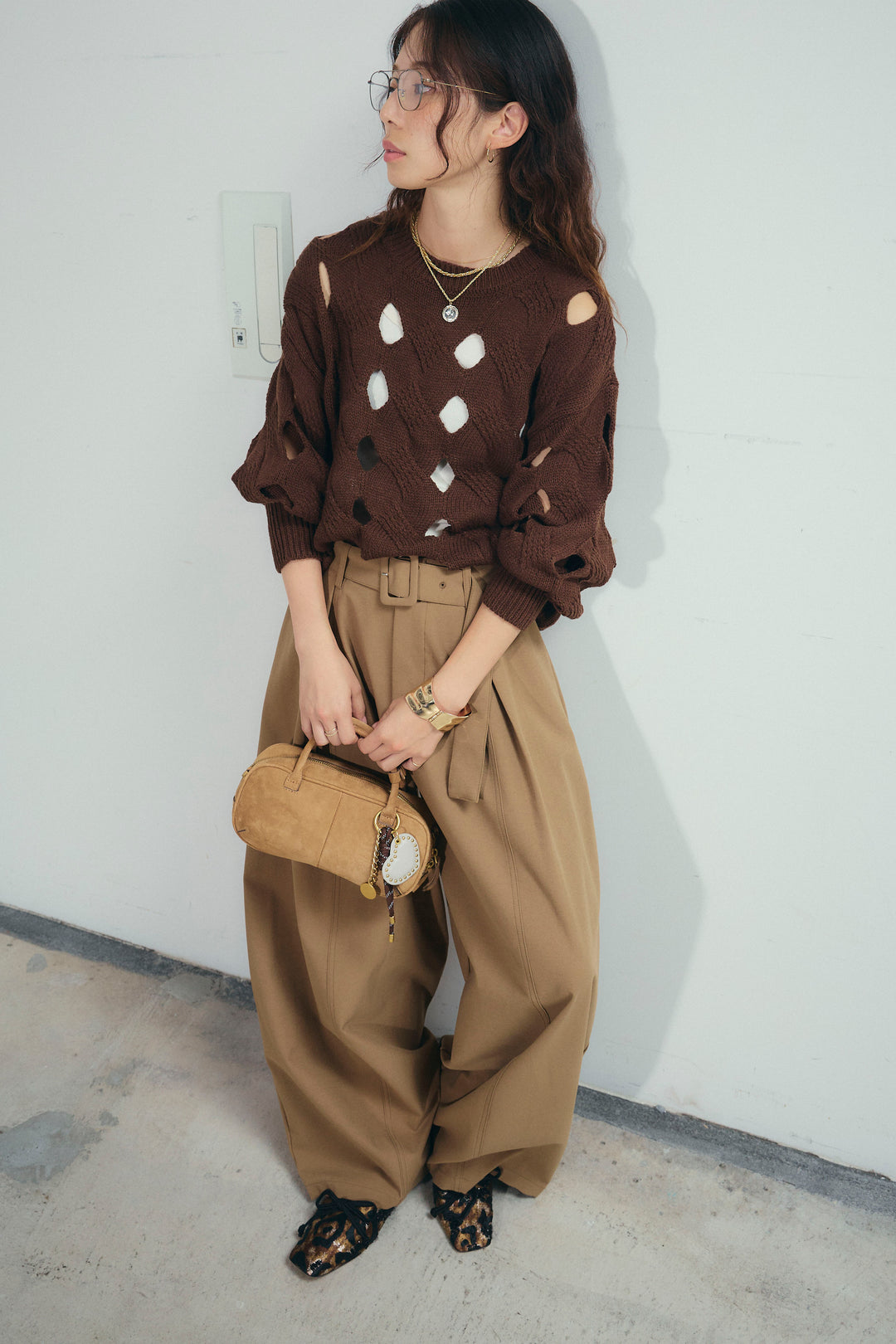 [予約/SET]ケーブルカットアウトニットTOP+ベルト付きコクーンワイドパンツ(2set)