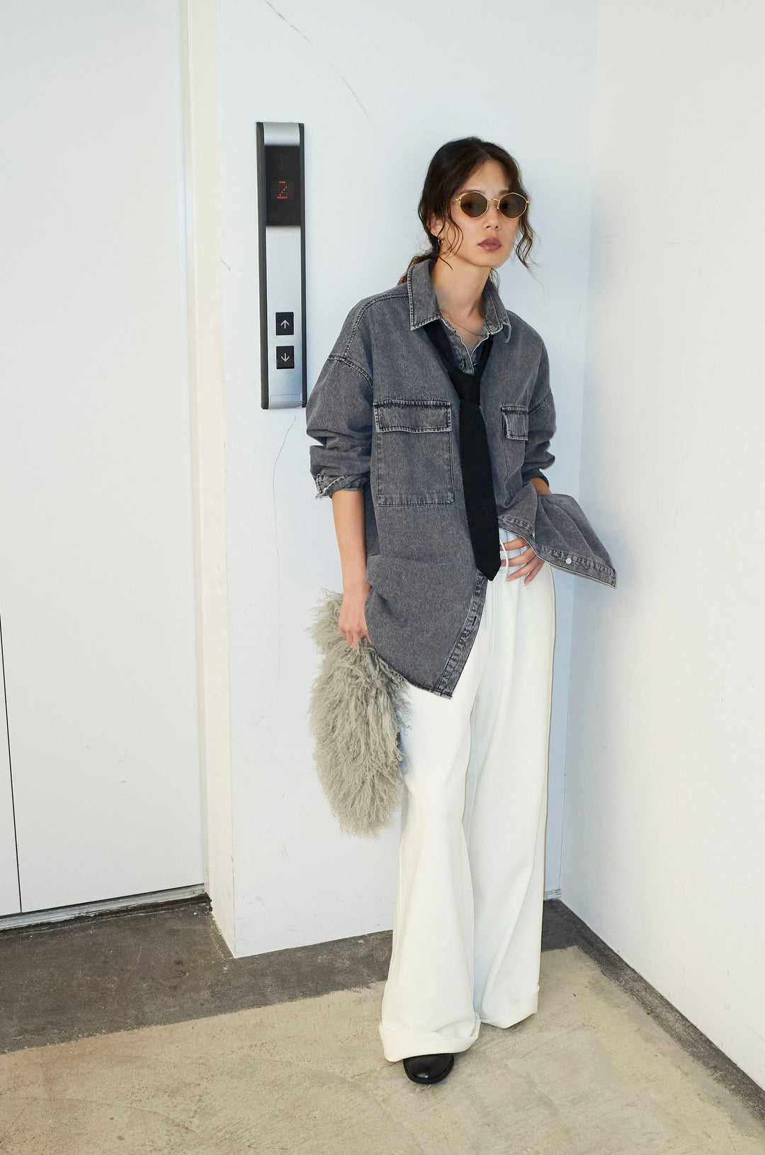 [予約/SET]オーバーサイズデニムシャツ+エフォートレススウェットパンツ(2set)