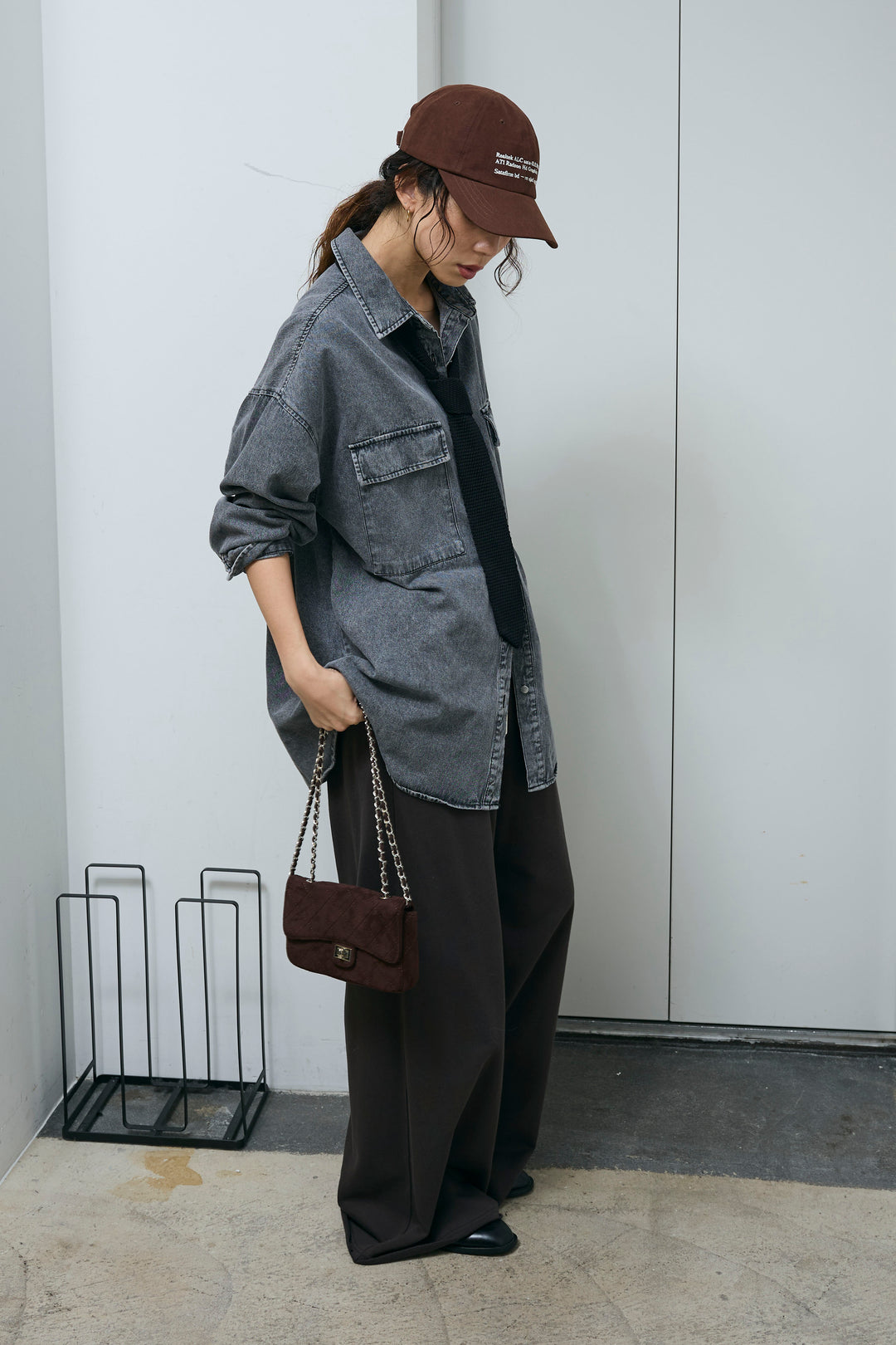 [予約/SET]オーバーサイズデニムシャツ+エフォートレススウェットパンツ(2set)