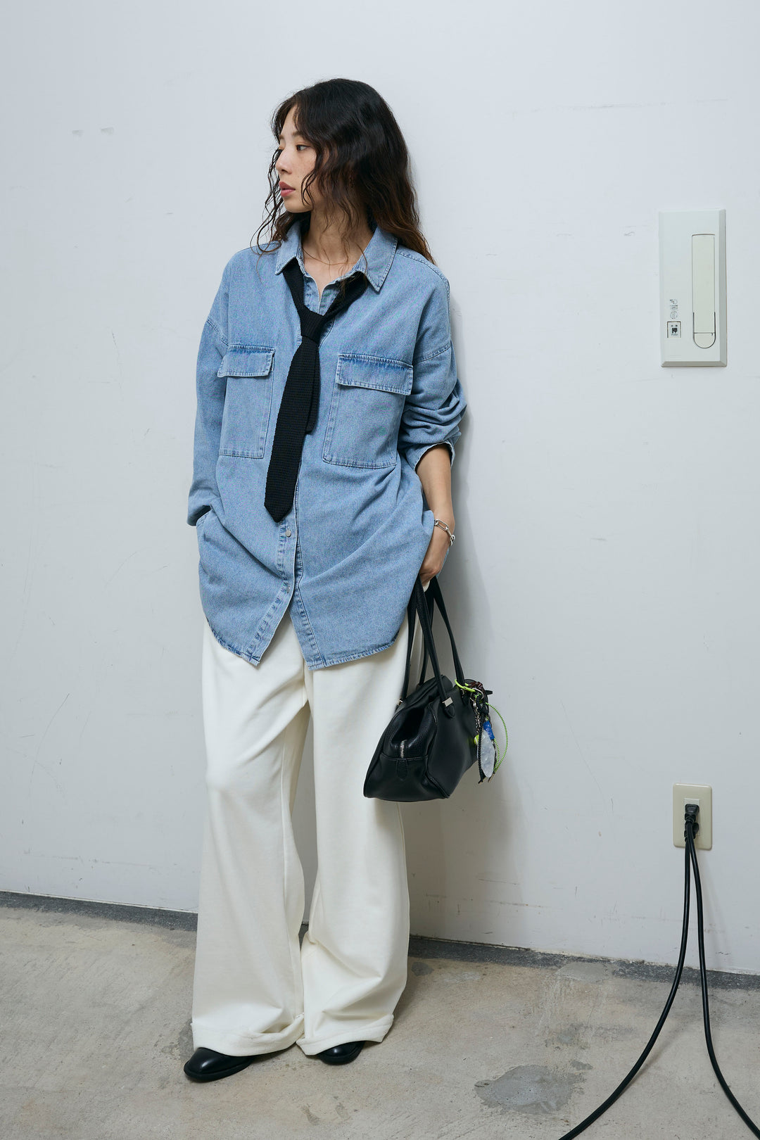 [予約/SET]オーバーサイズデニムシャツ+エフォートレススウェットパンツ(2set)