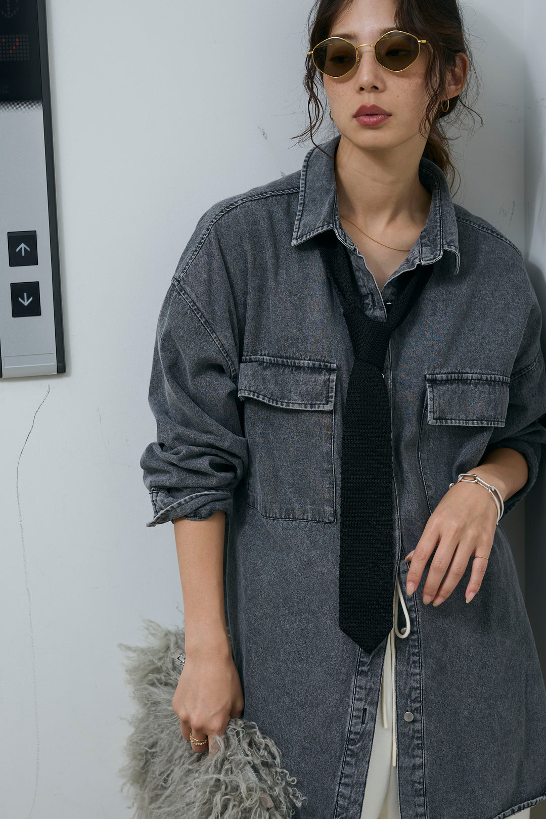 [予約/SET]オーバーサイズデニムシャツ+エフォートレススウェットパンツ(2set)