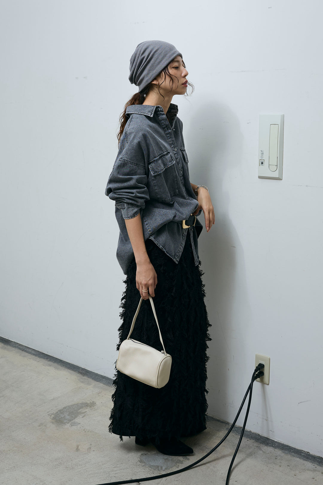 [予約/SET]オーバーサイズデニムシャツ+カットフリンジニットタイトスカート(2set)