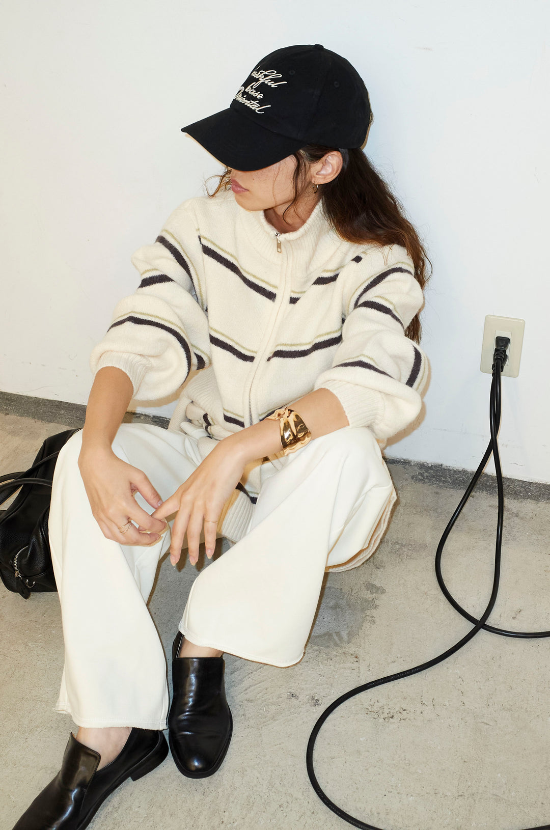 [予約/SET]スタンドカラーボーダージップニット+カーブスウェットパンツ(2set)