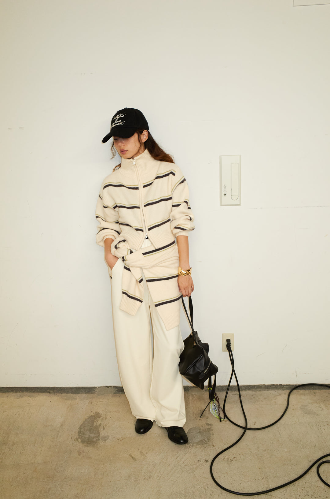 [予約/SET]スタンドカラーボーダージップニット+カーブスウェットパンツ(2set)