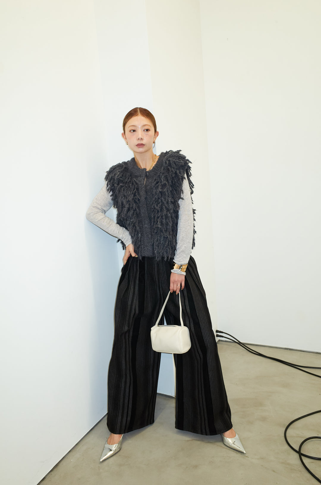 [予約/SET]フリンジニットベスト+ベロアストライプ細畝ワイドパンツ(2set)